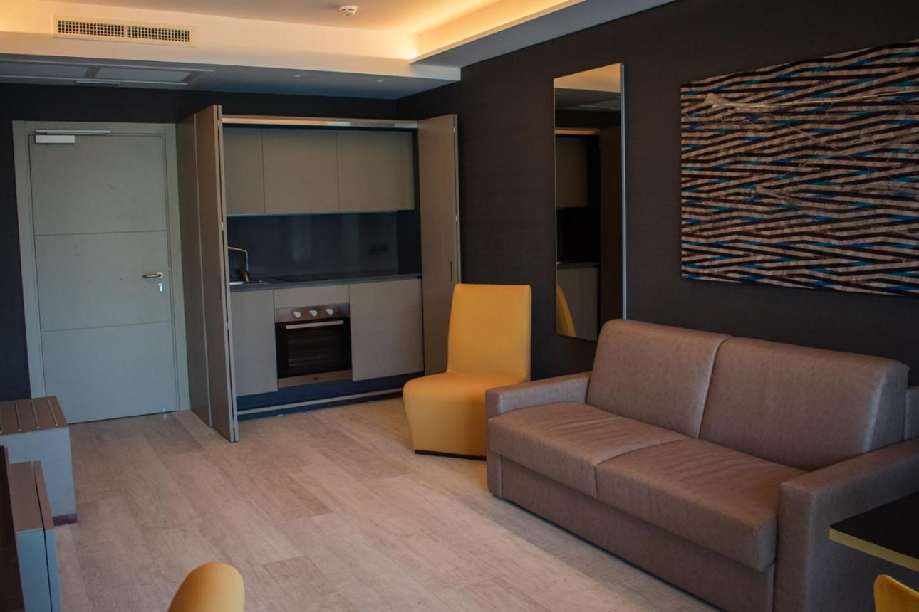 Deluxe Double Studio - Photo 4