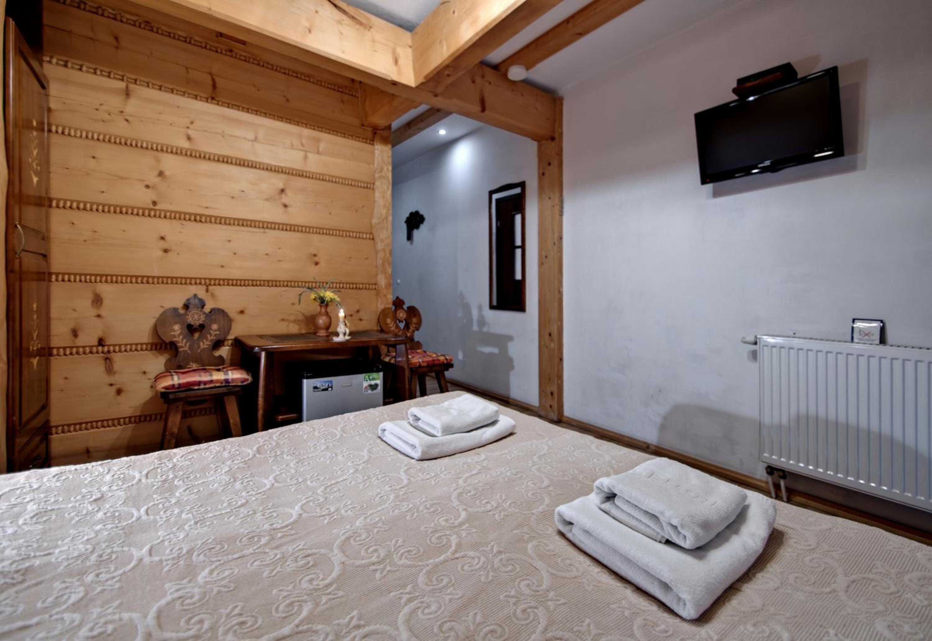 Classic Double Room - Photo 3