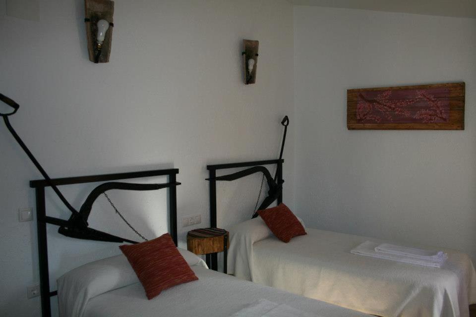 Four-Bedroom House - Disability Access photo 3