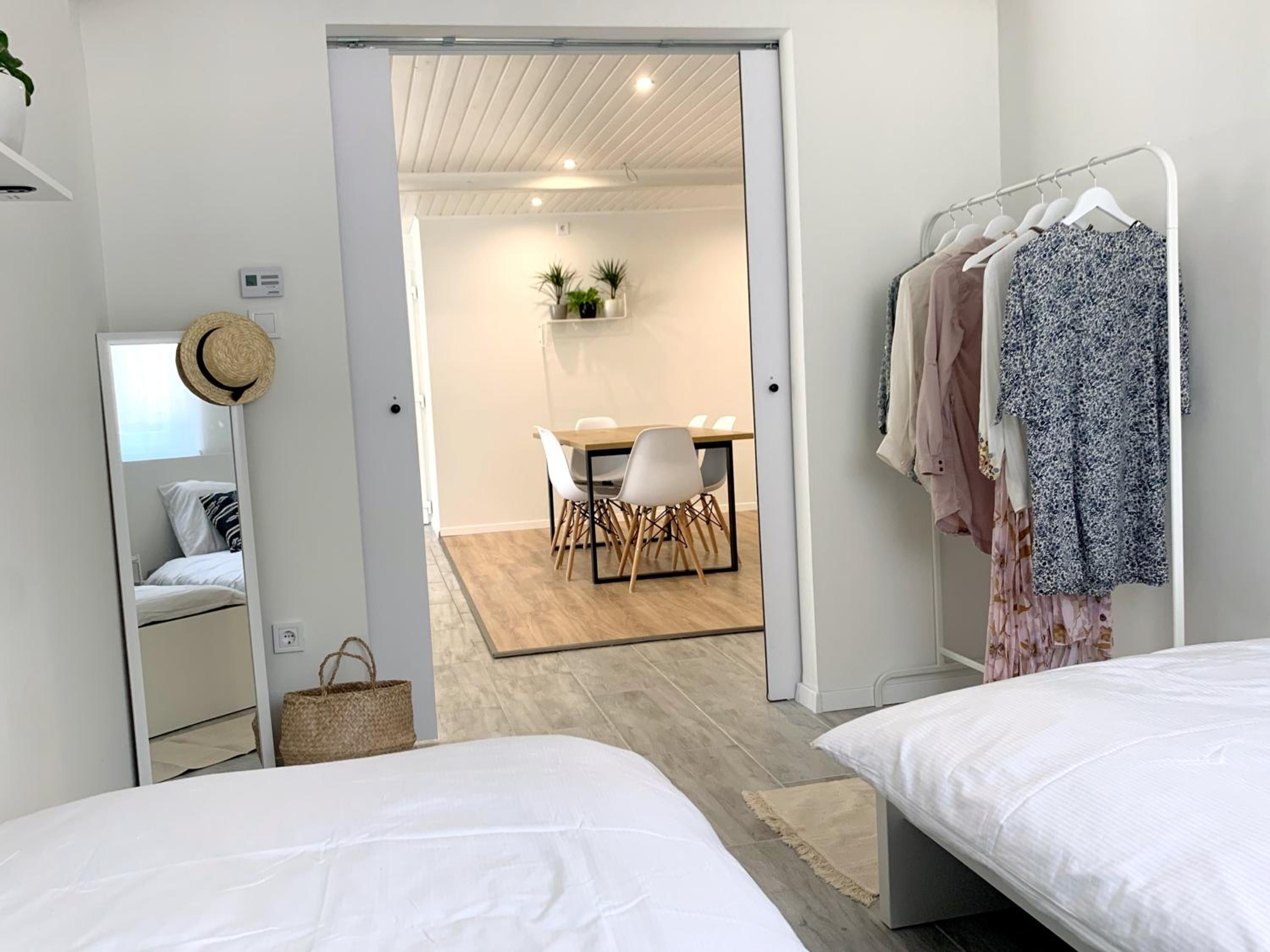 Suite with Lake View - Photo 23