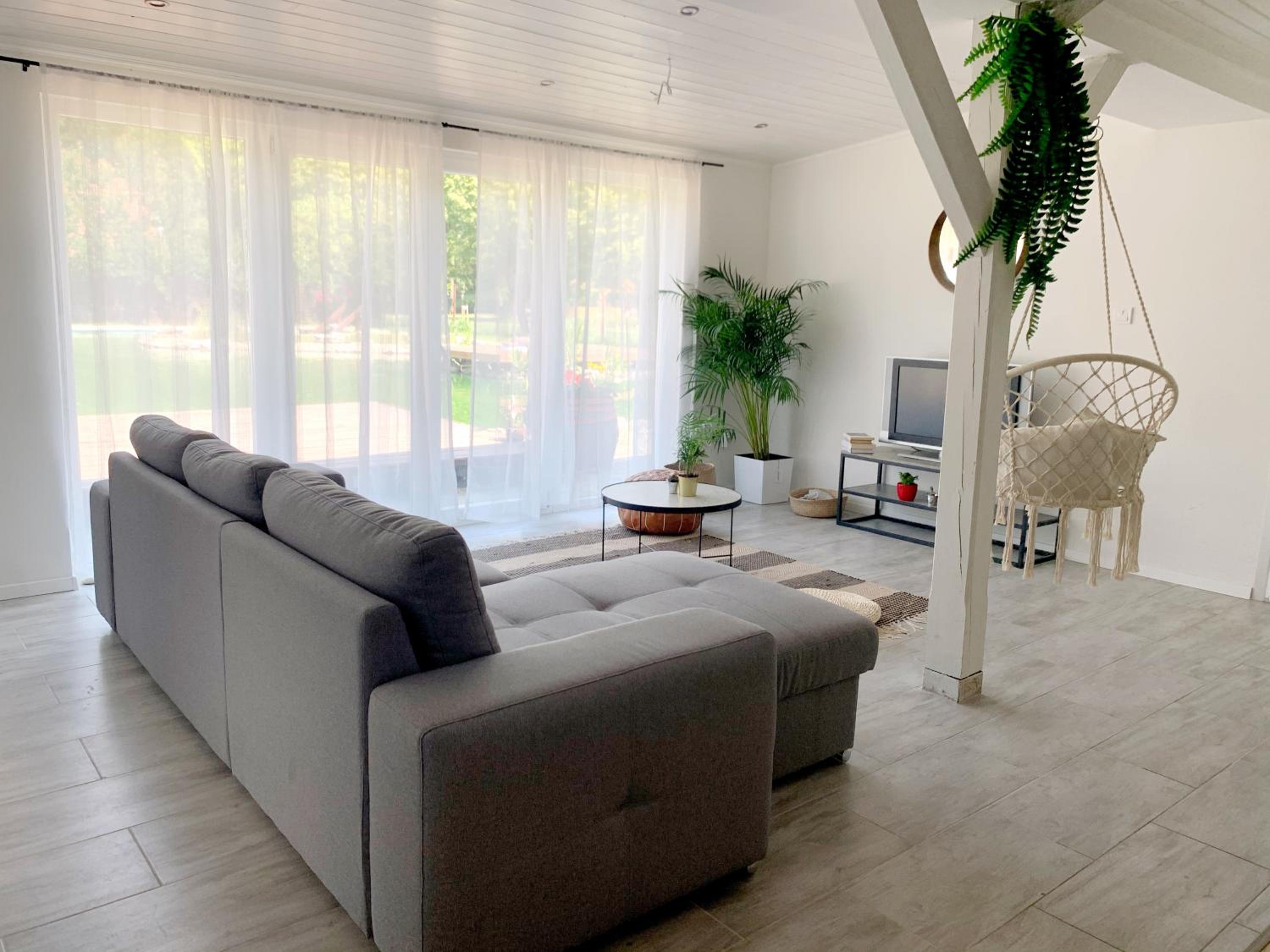 Suite with Lake View - Photo 11