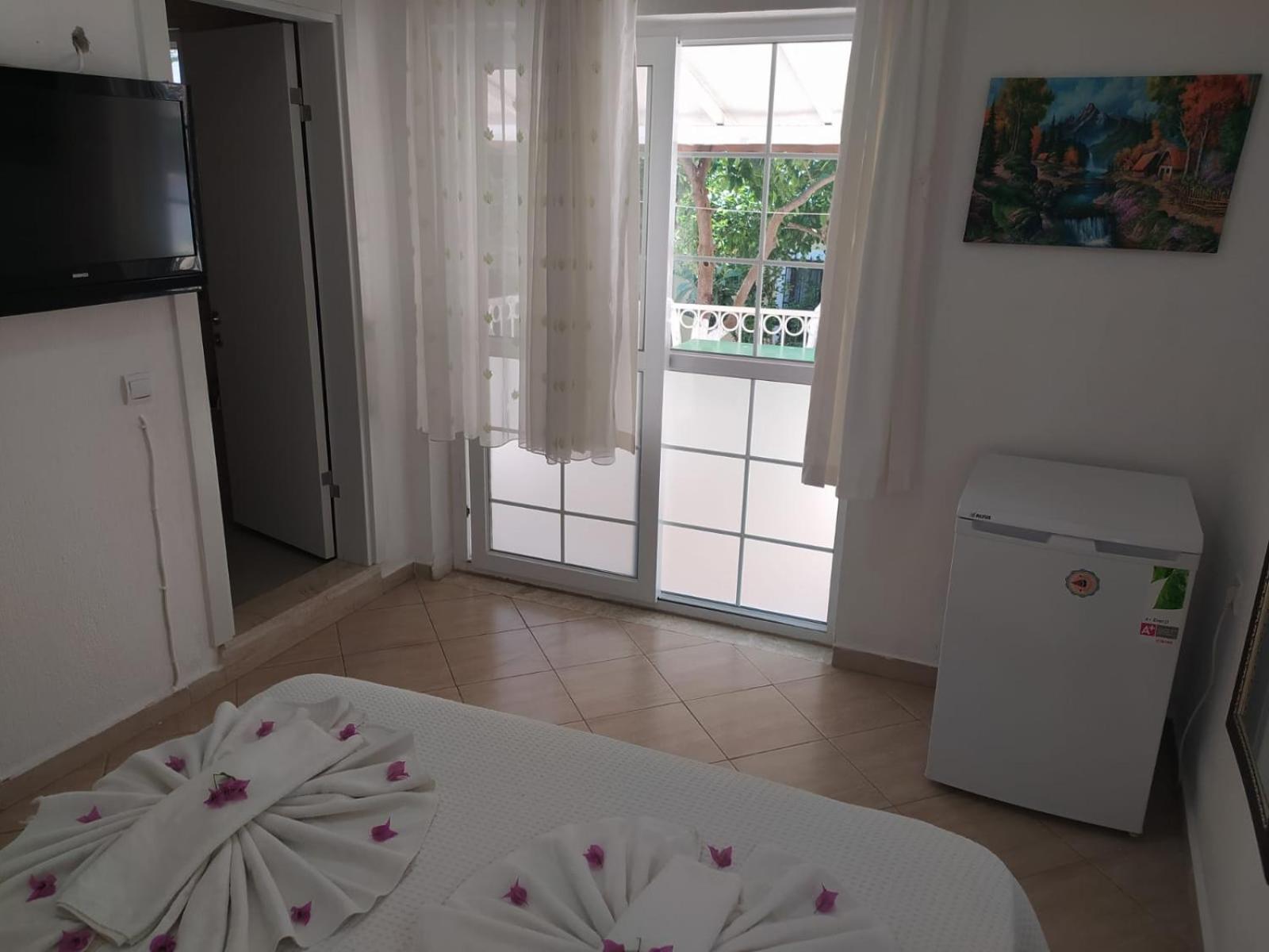 Double or Twin Room with Terrace photo 1