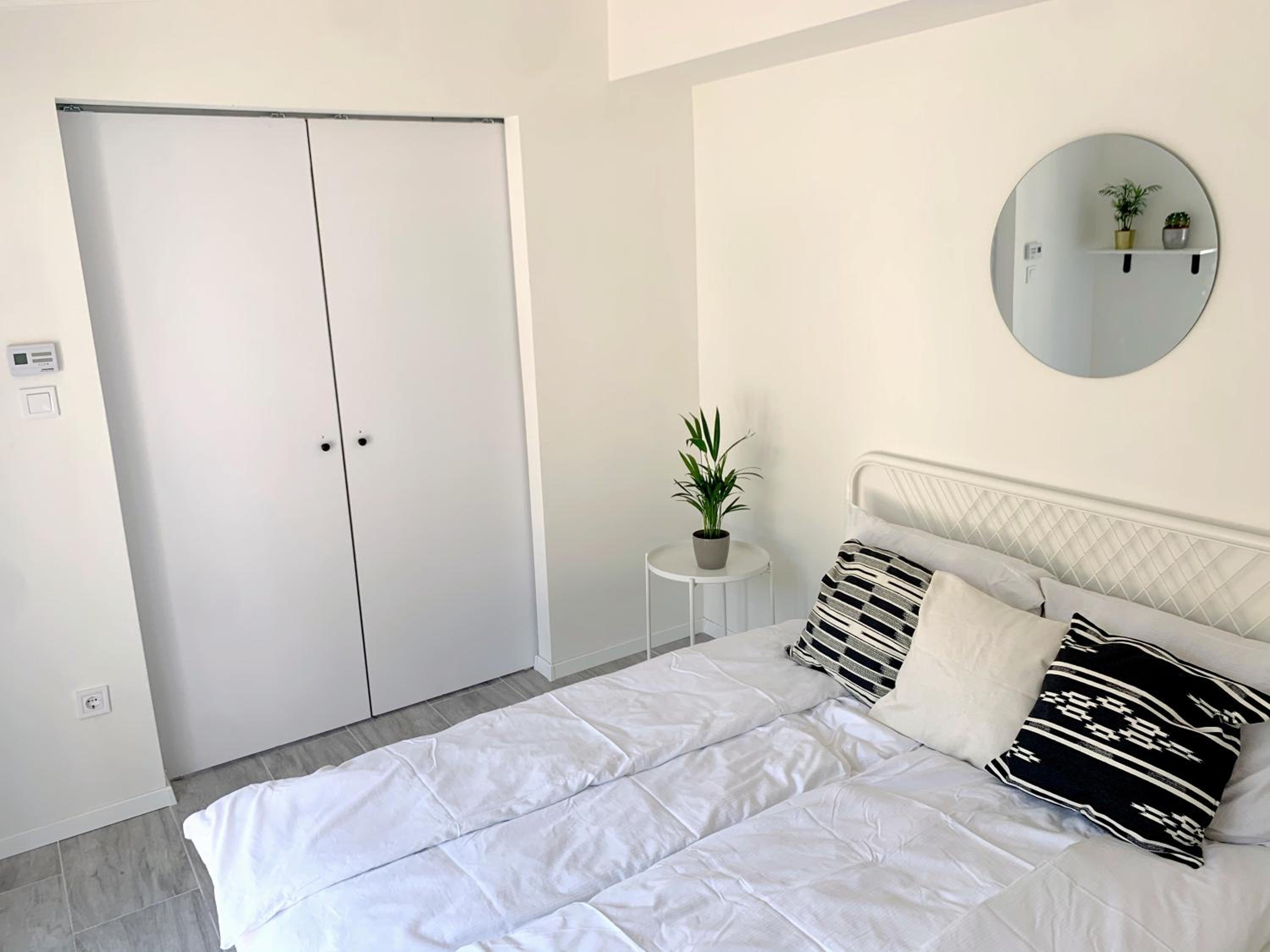 Suite with Lake View - Photo 6