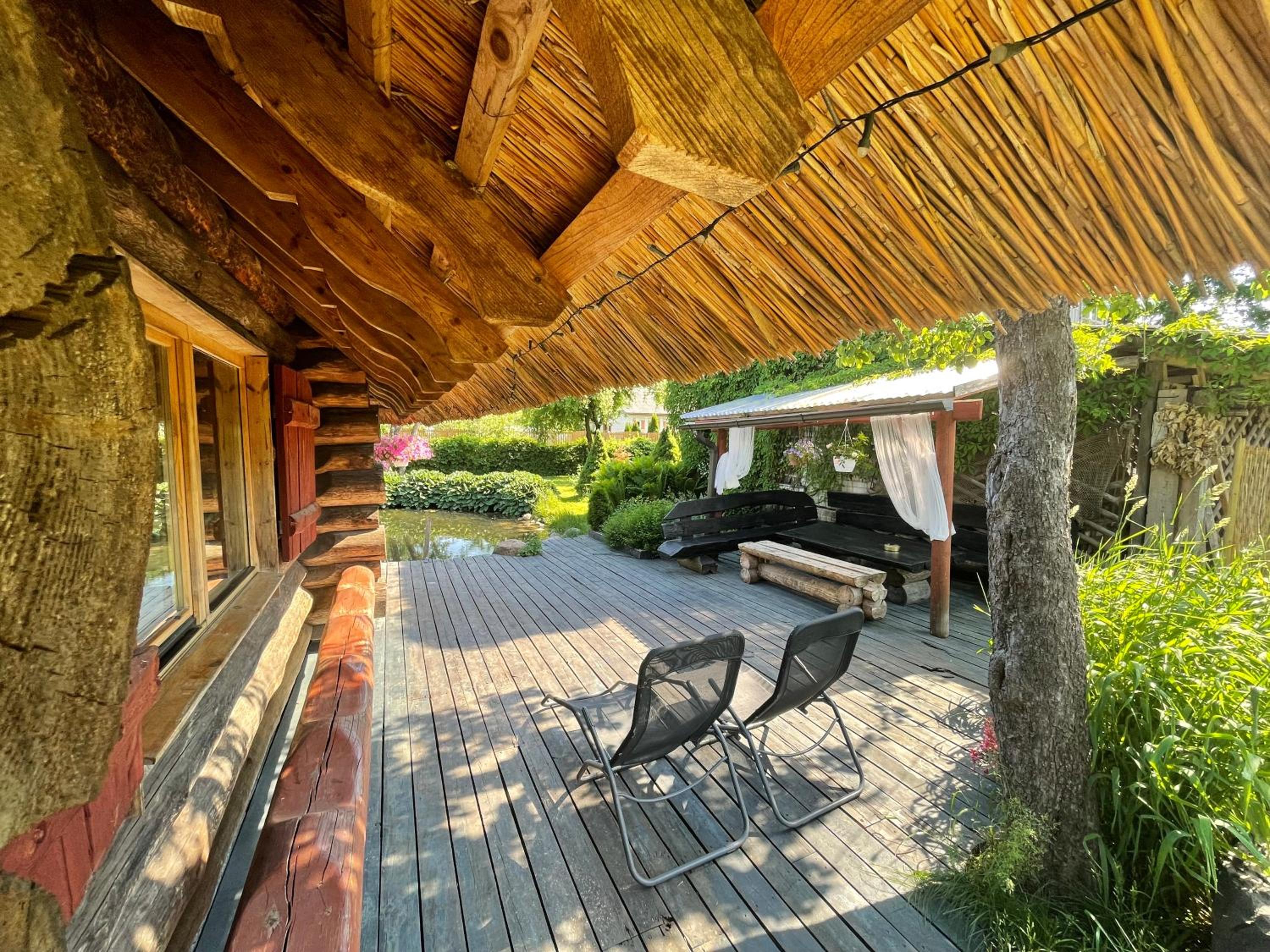 One-Bedroom House - Photo 9