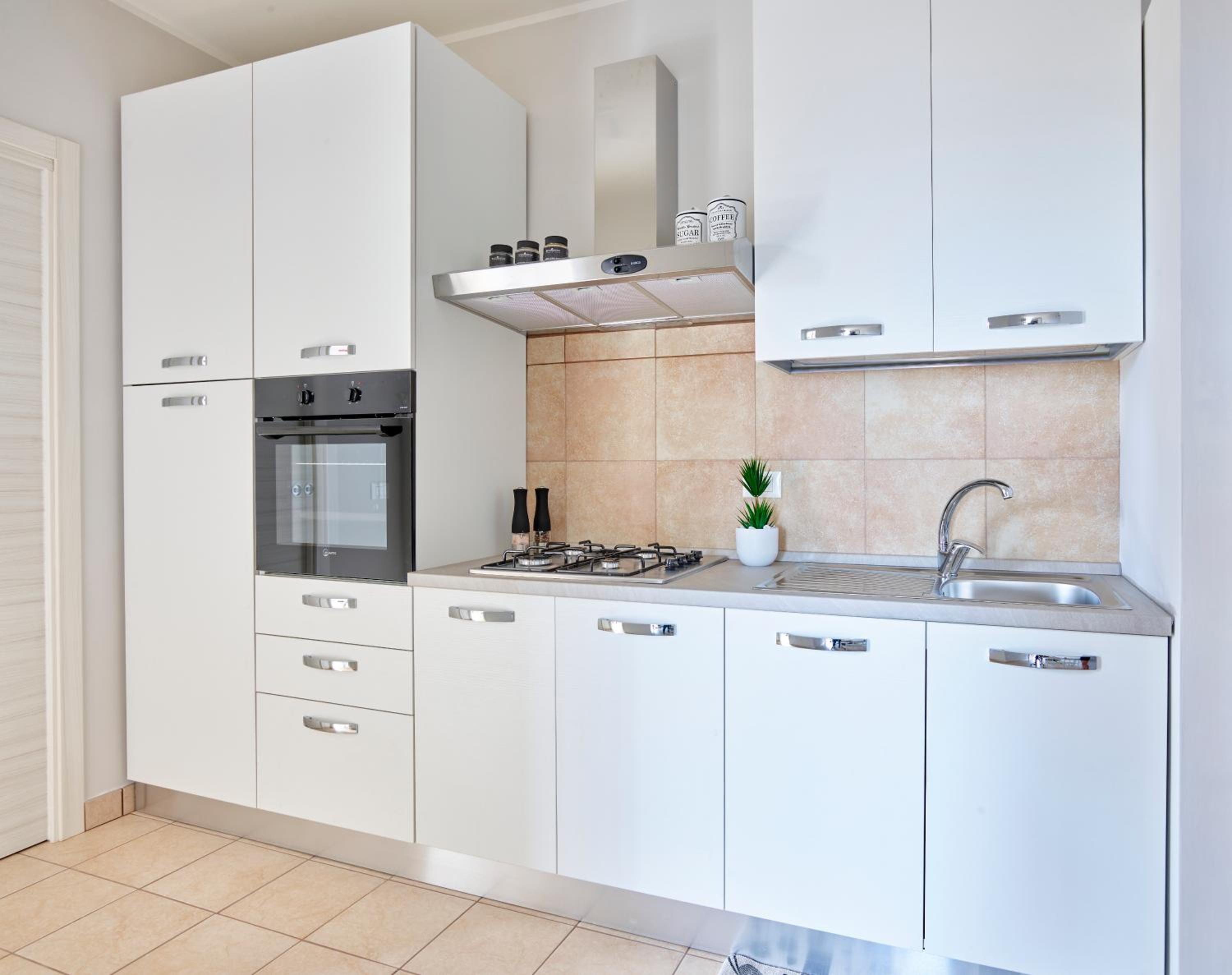 Two-Bedroom Apartment - Photo 8