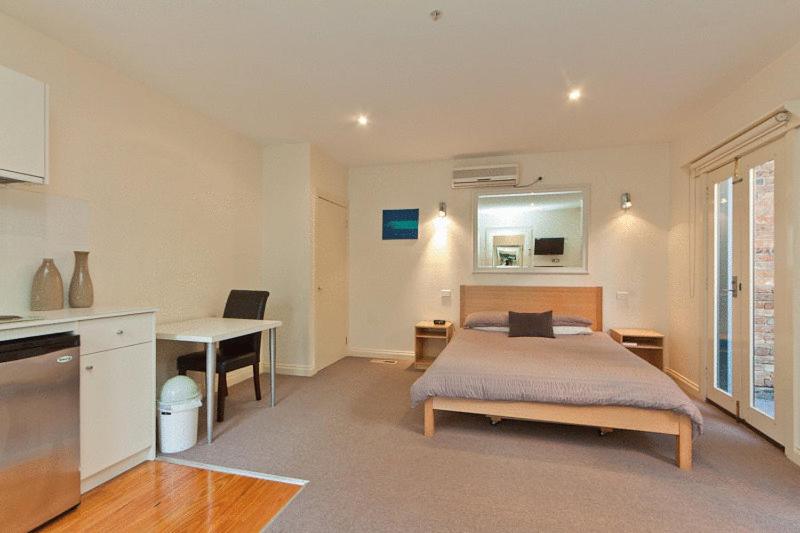 Budget Room - Photo 4