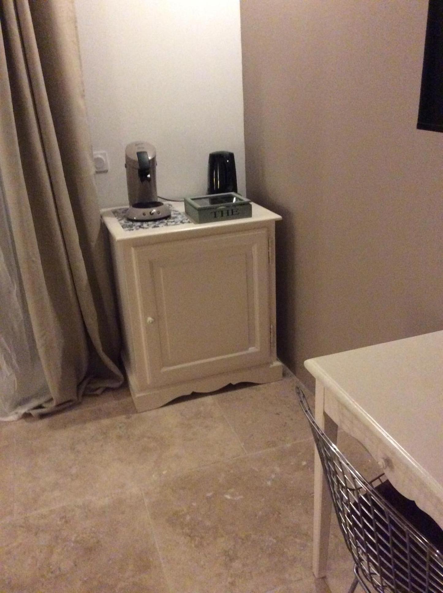 Superior Family Room photo 2