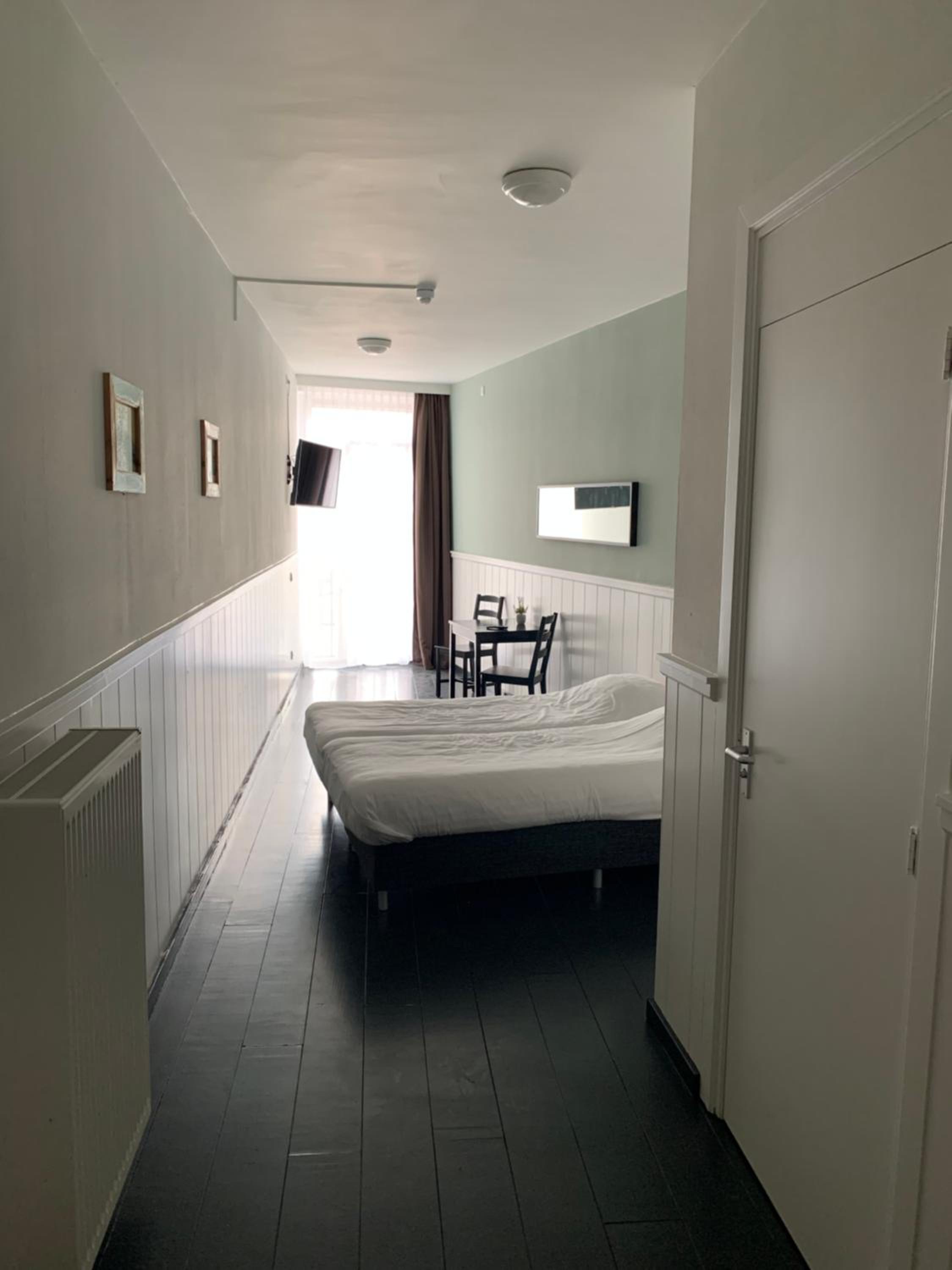 Standard Double Room photo 2