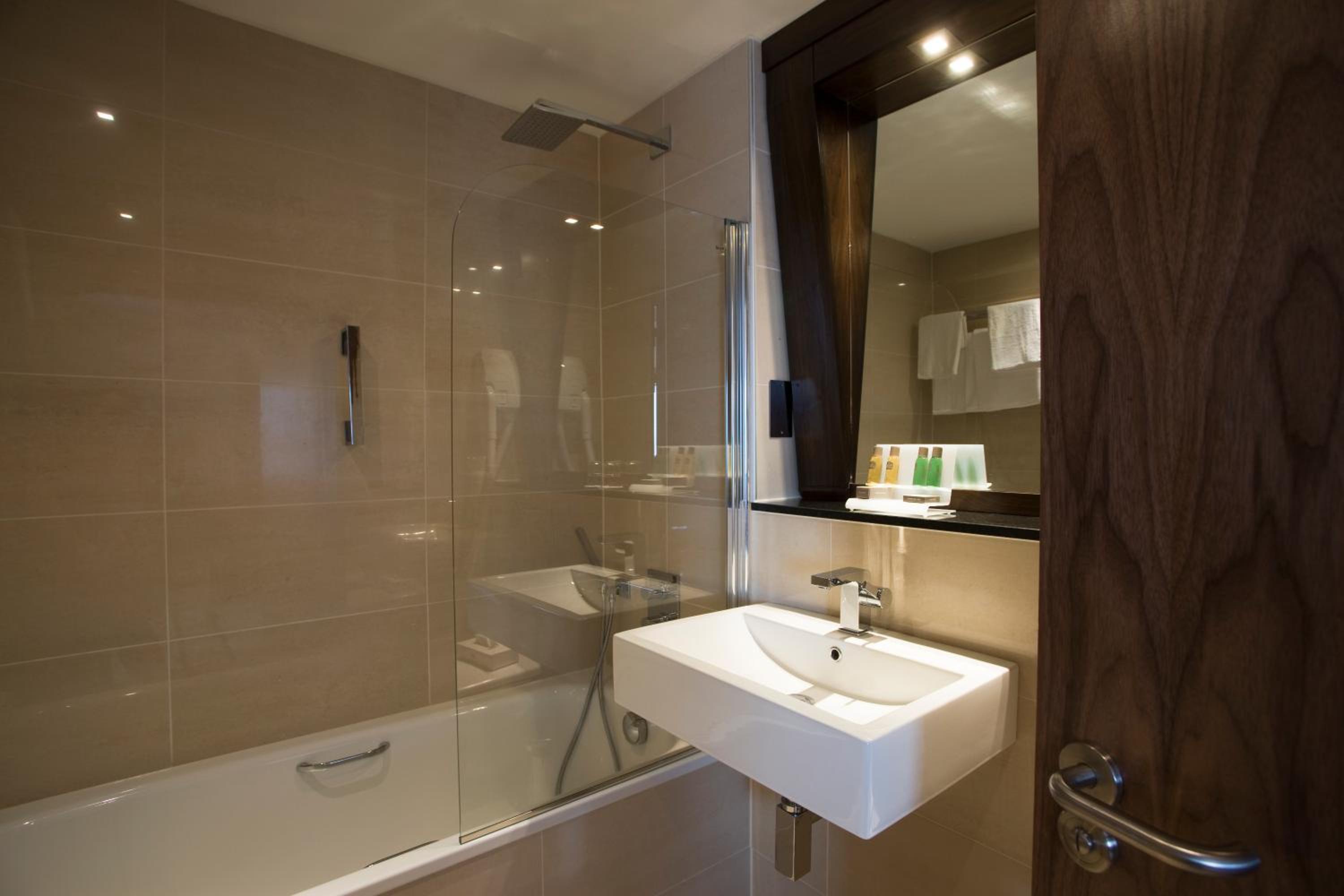 Superior Twin Room - Photo 3