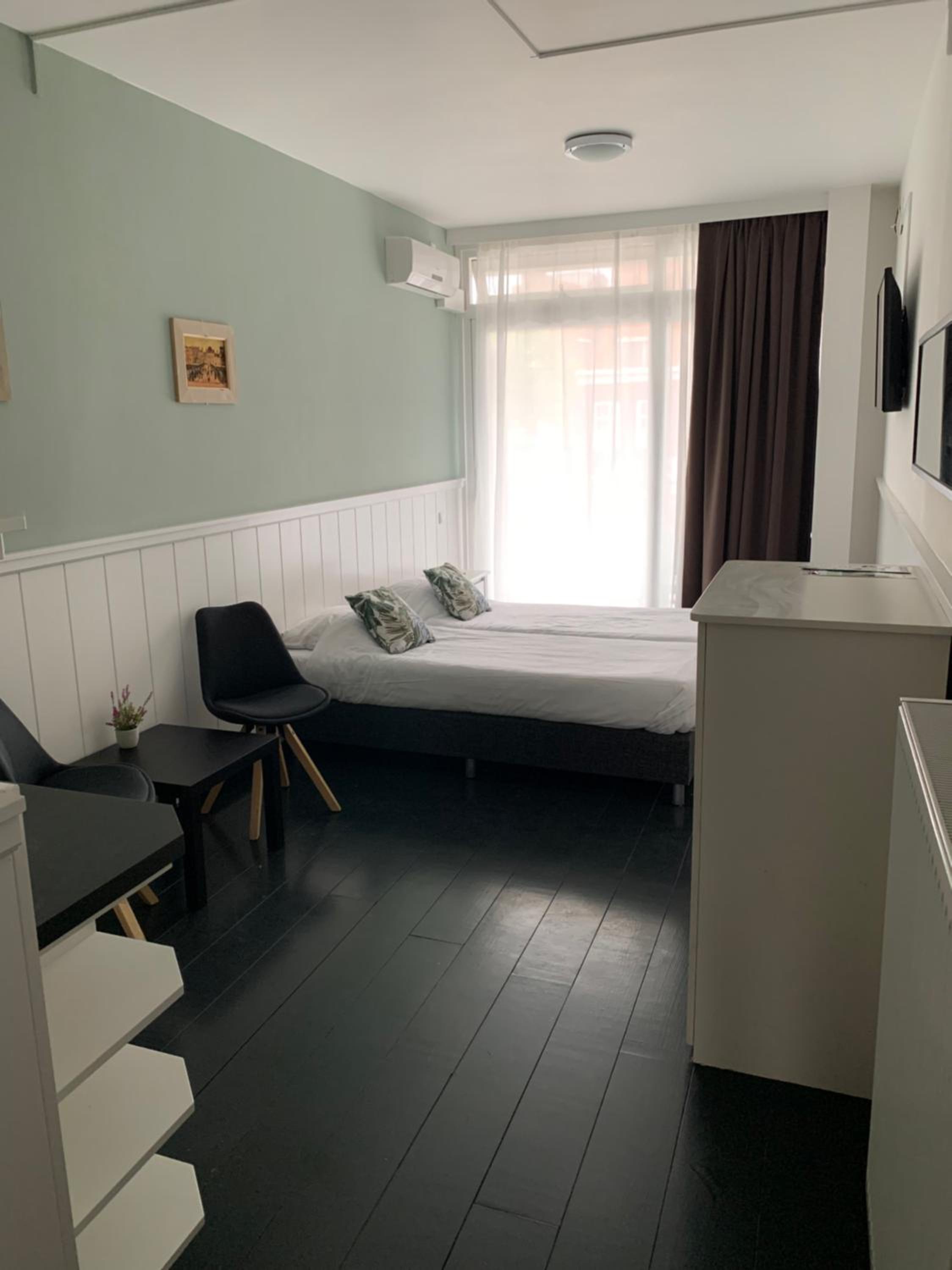 Twin Room with Balcony photo 1