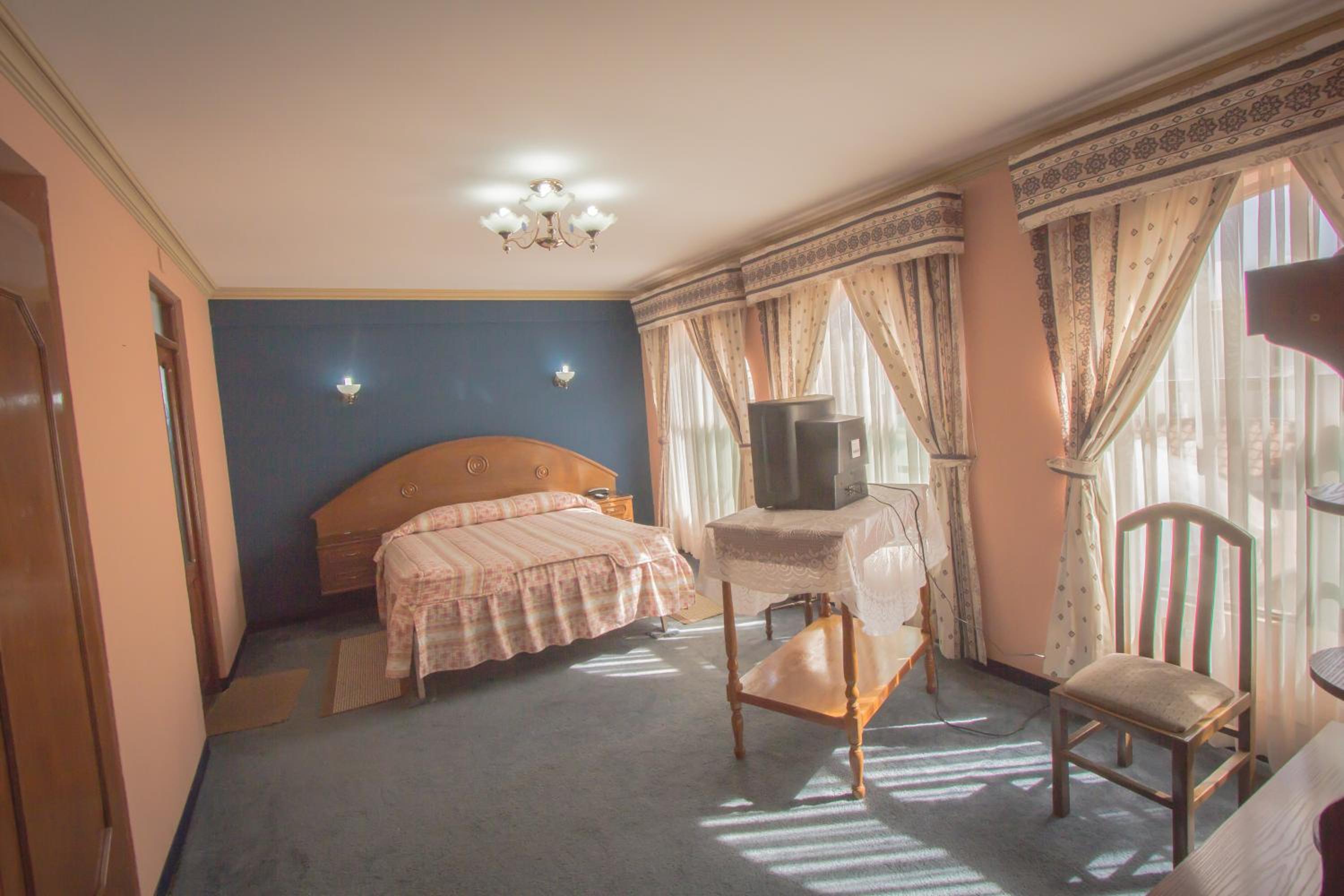 Apartment photo 3