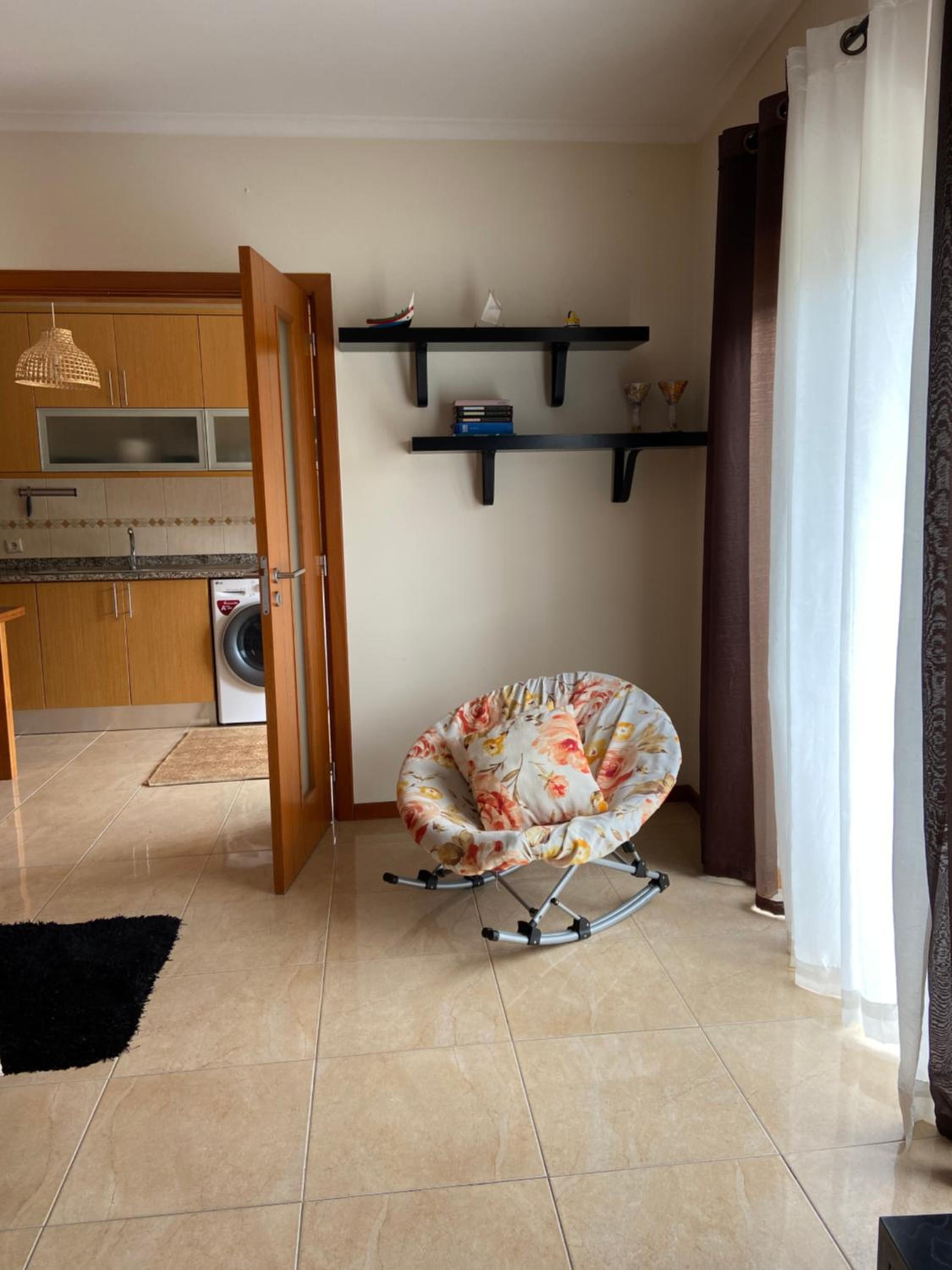 Three-Bedroom Apartment - Photo 23