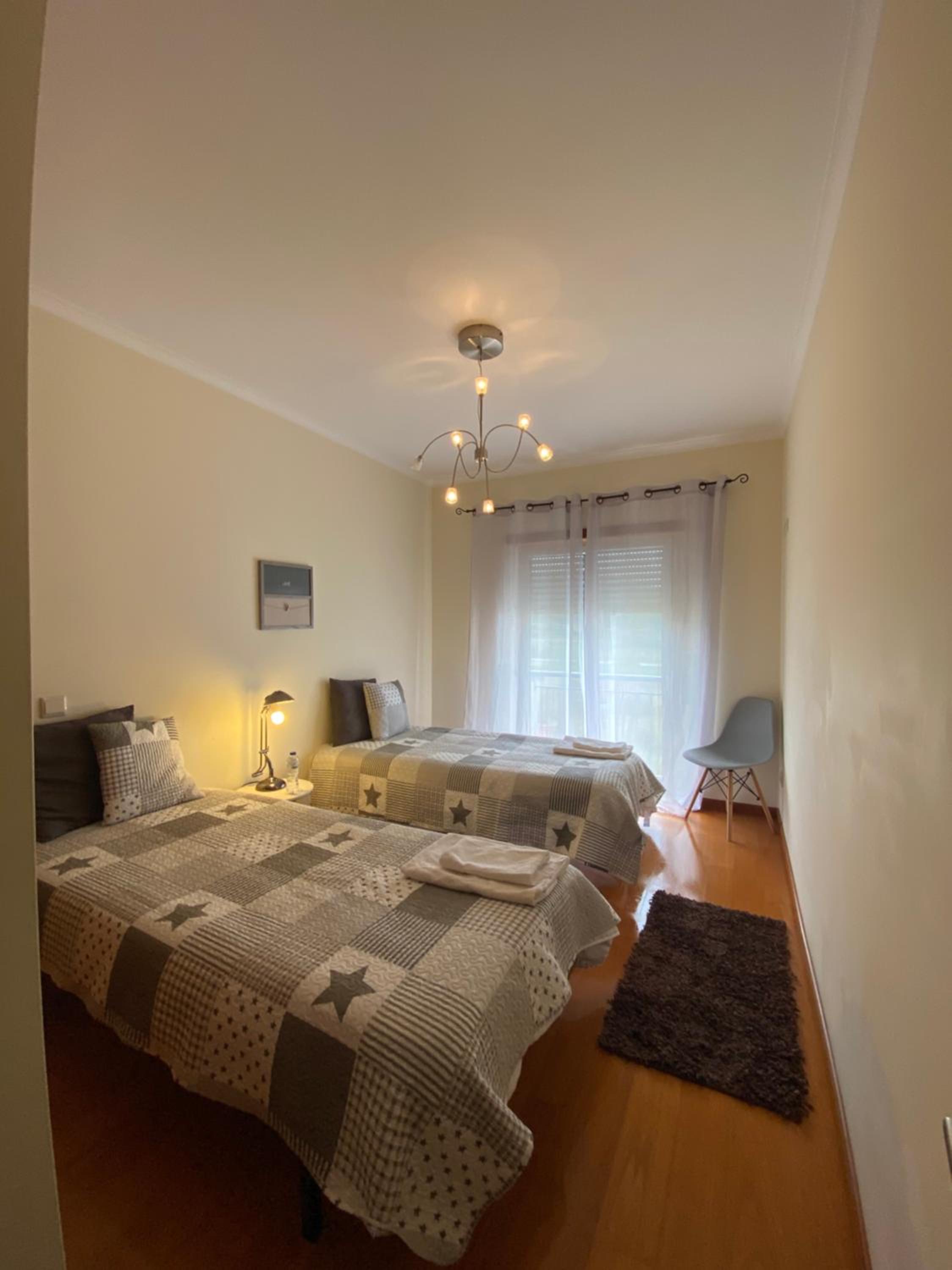 Three-Bedroom Apartment - Photo 8