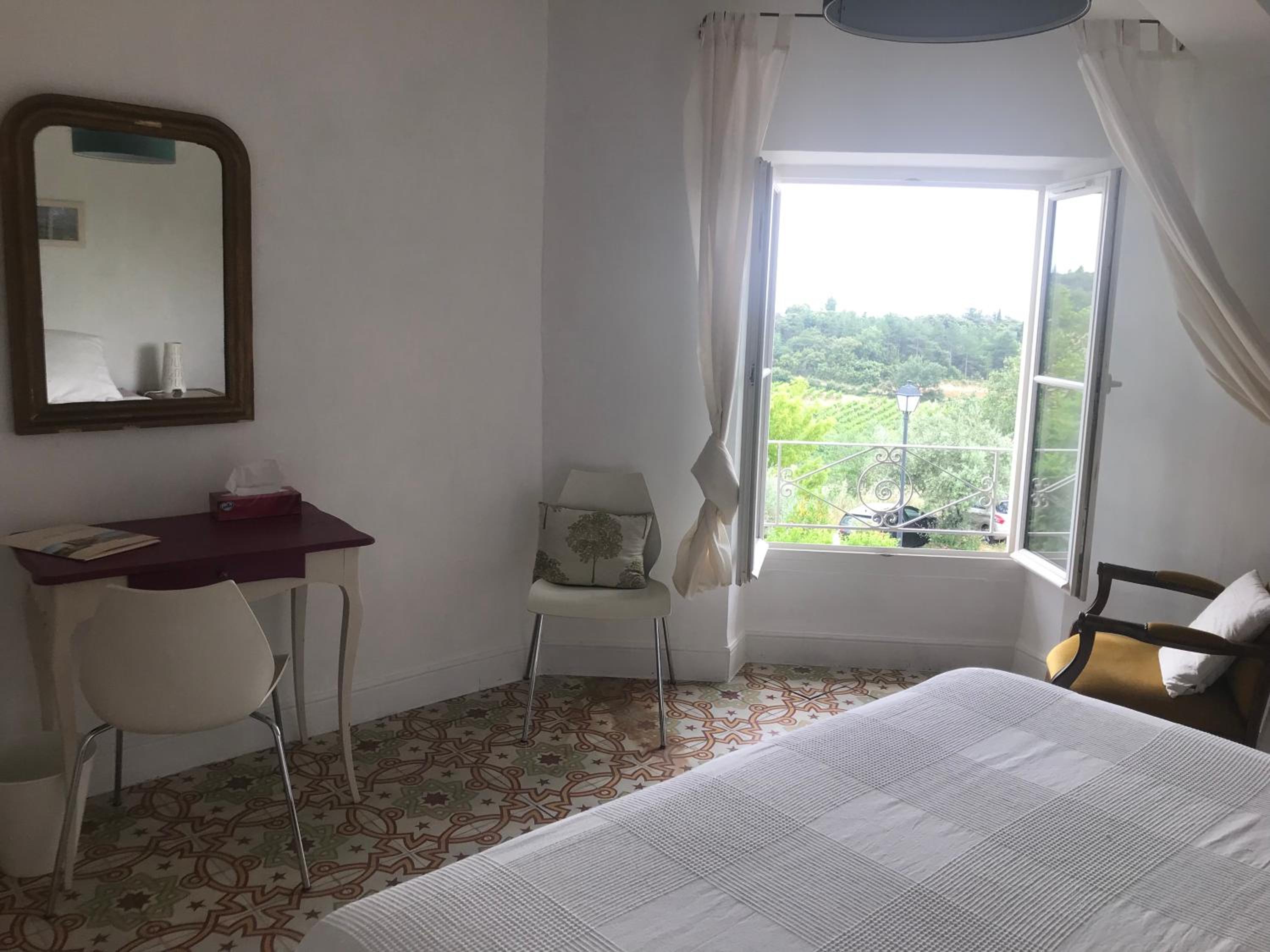 Double or Twin Room with Garden View photo 2