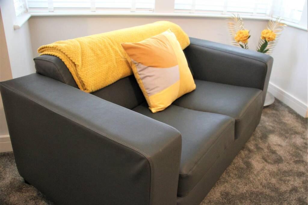 Two-Bedroom Apartment - Photo 14