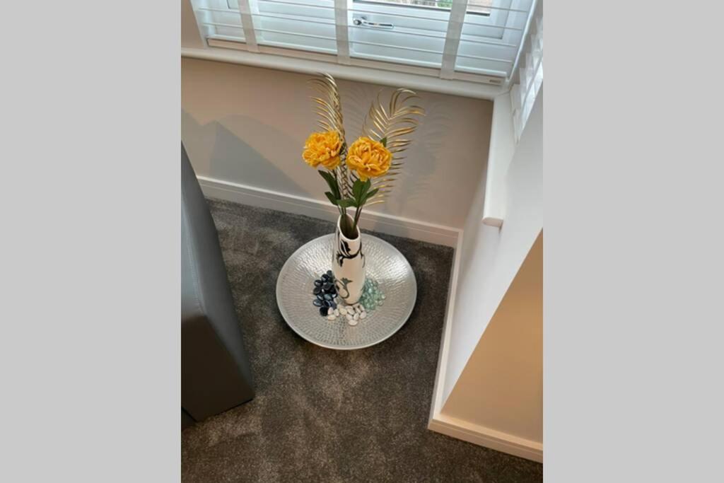Two-Bedroom Apartment - Photo 18