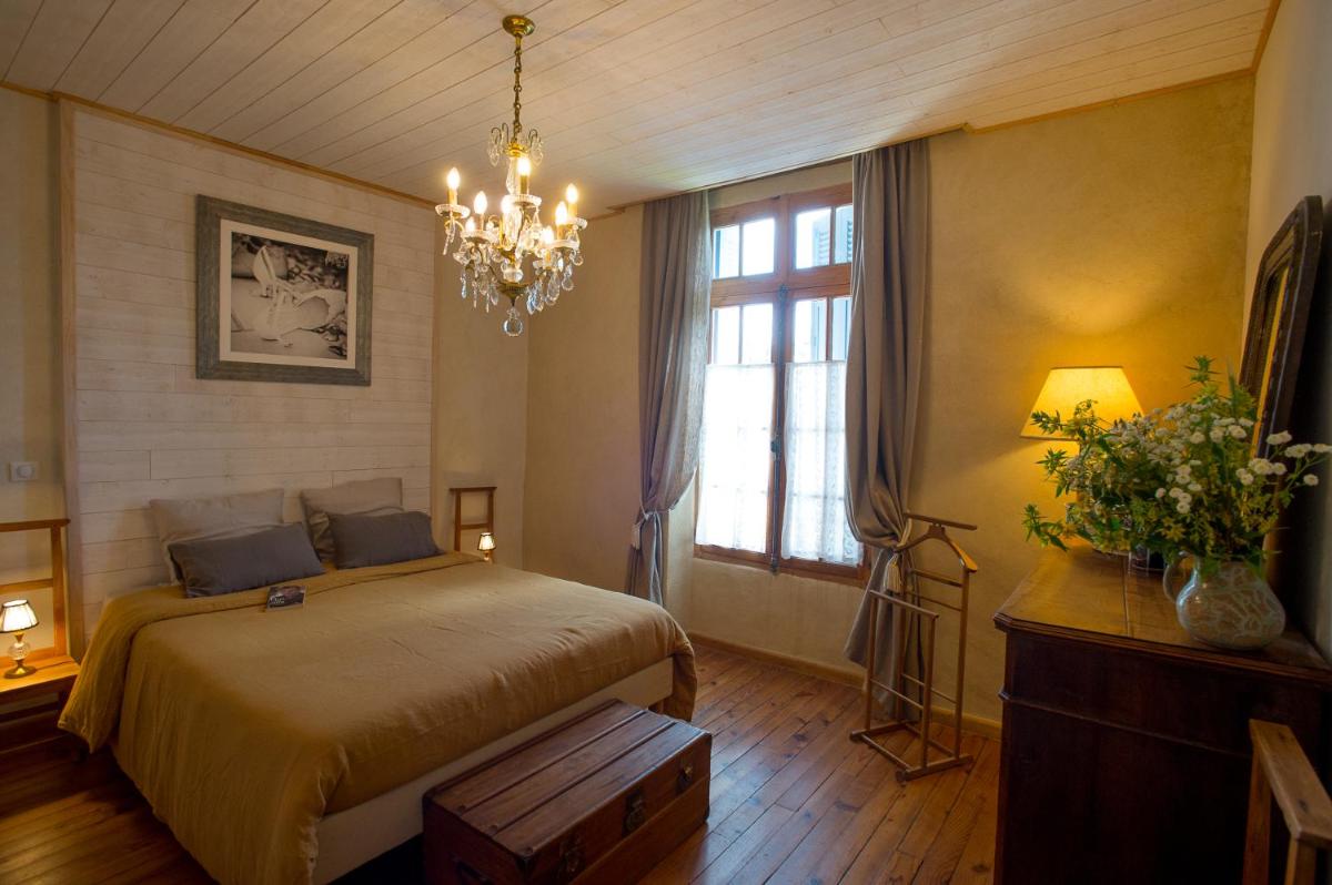 Suite with Garden View photo 2