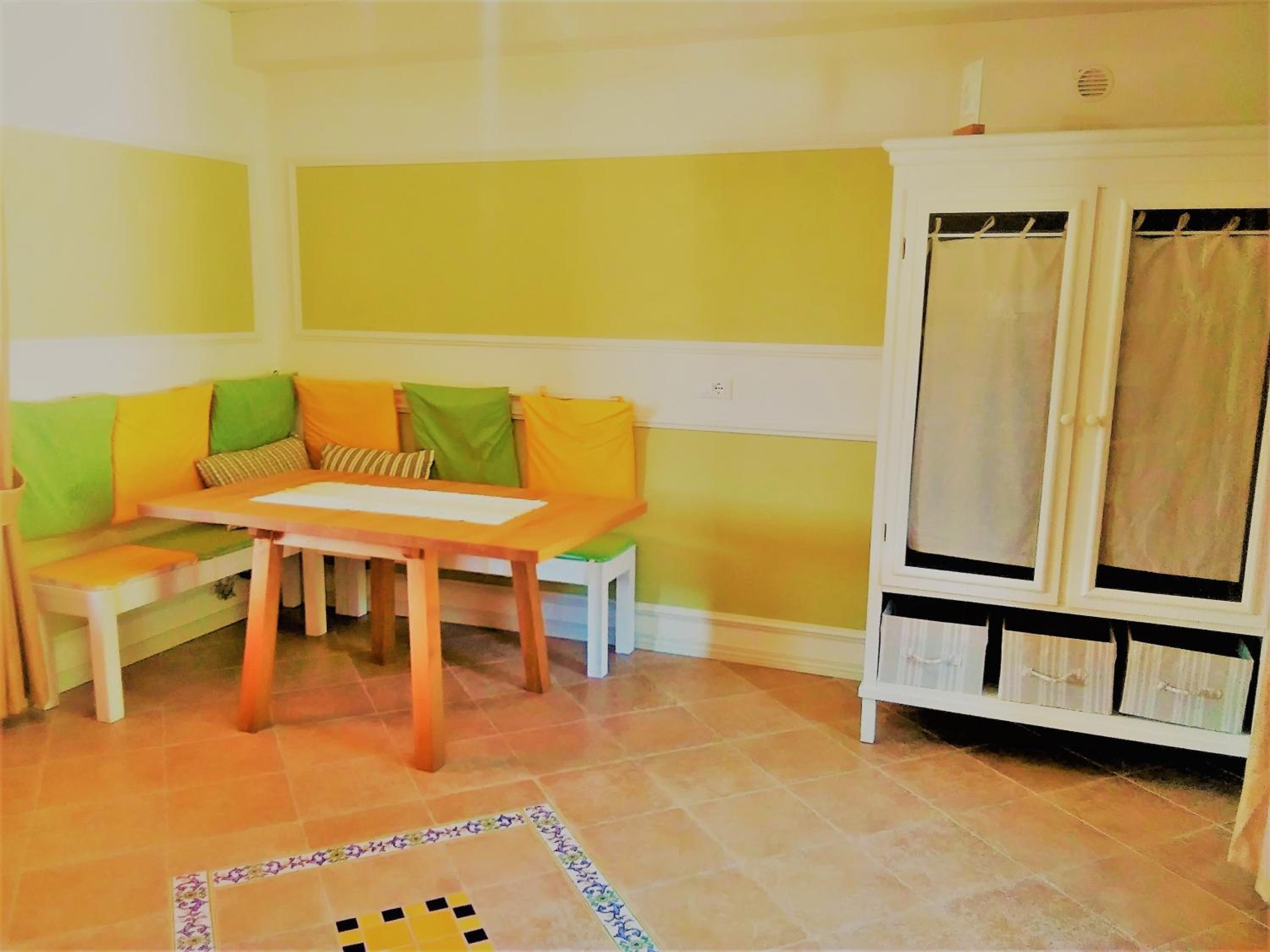Bungalow with Patio - Photo 5