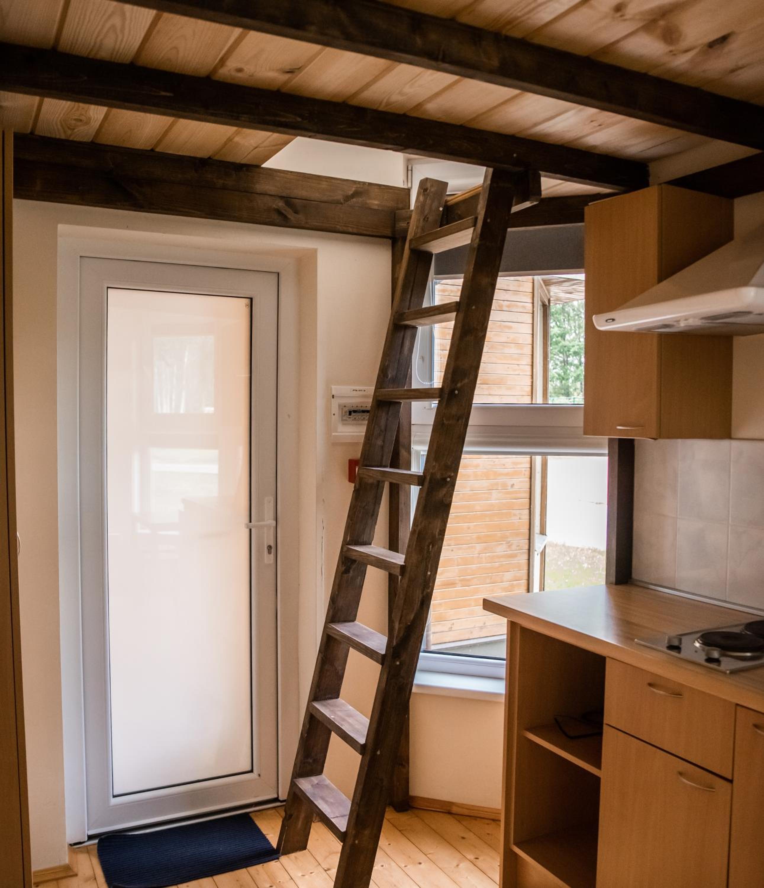 Quadruple Room with Bathroom - Photo 5