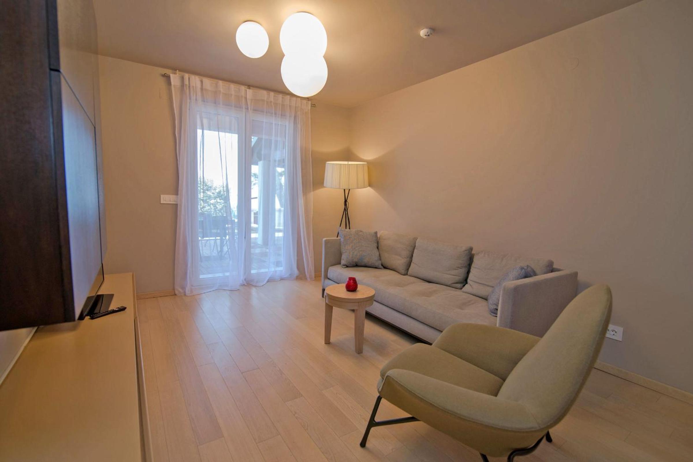 Apartment With Sea View