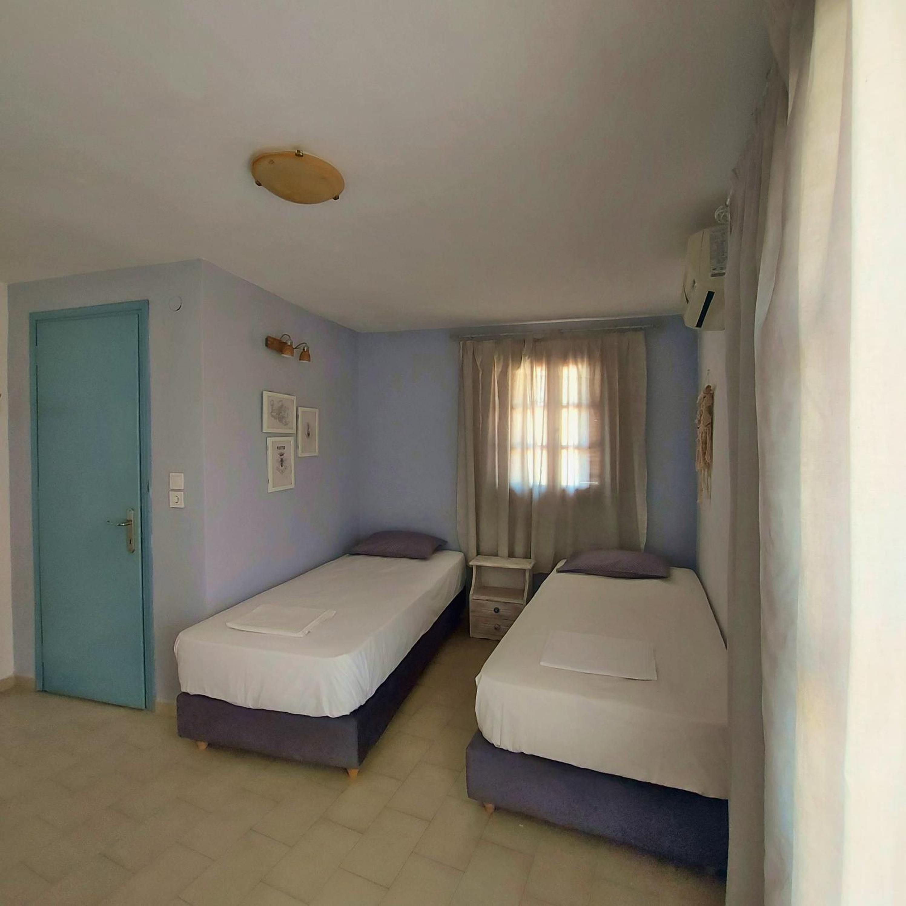 Double Room with Balcony and Sea View photo 2