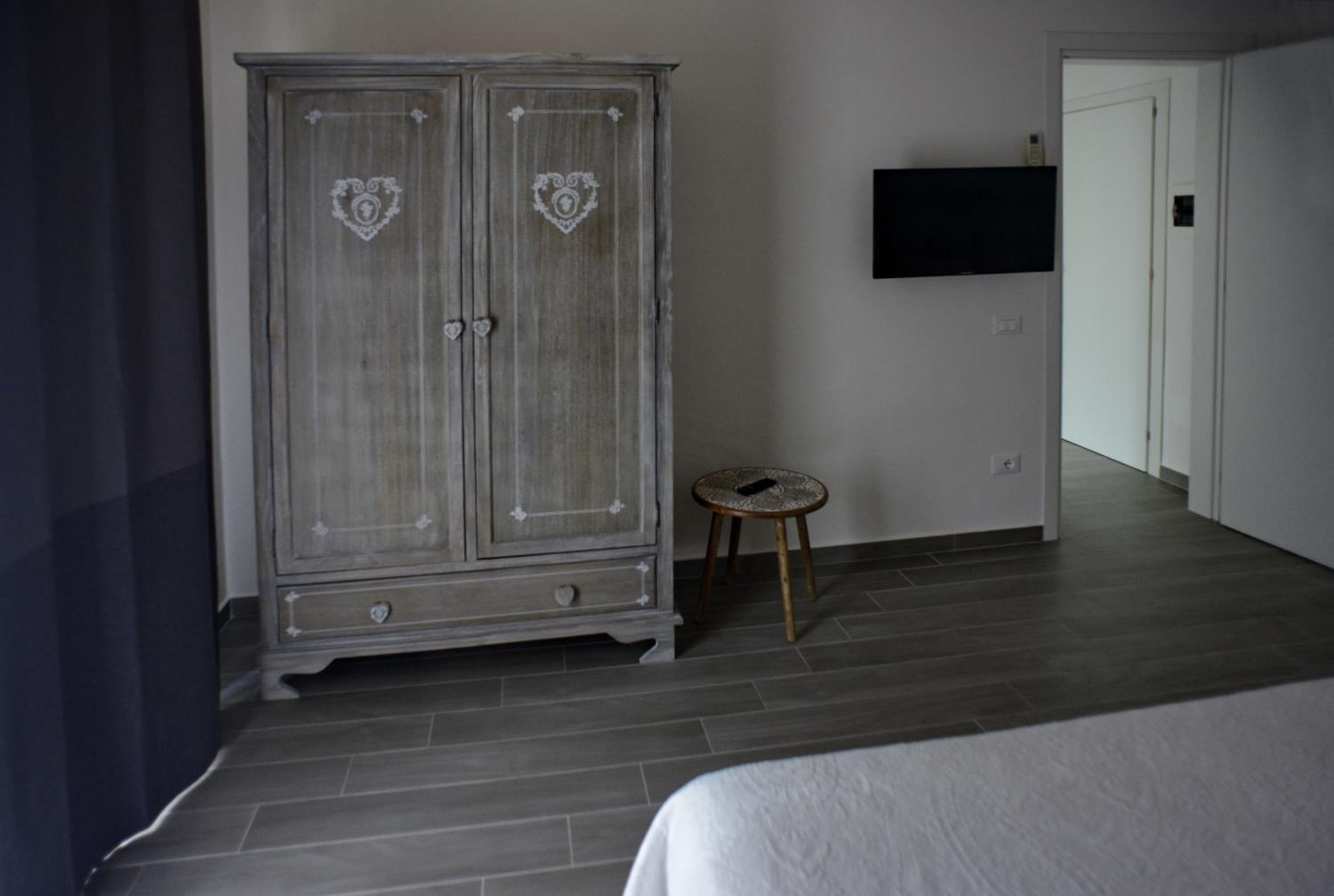 Apartment - Ground Floor photo 2