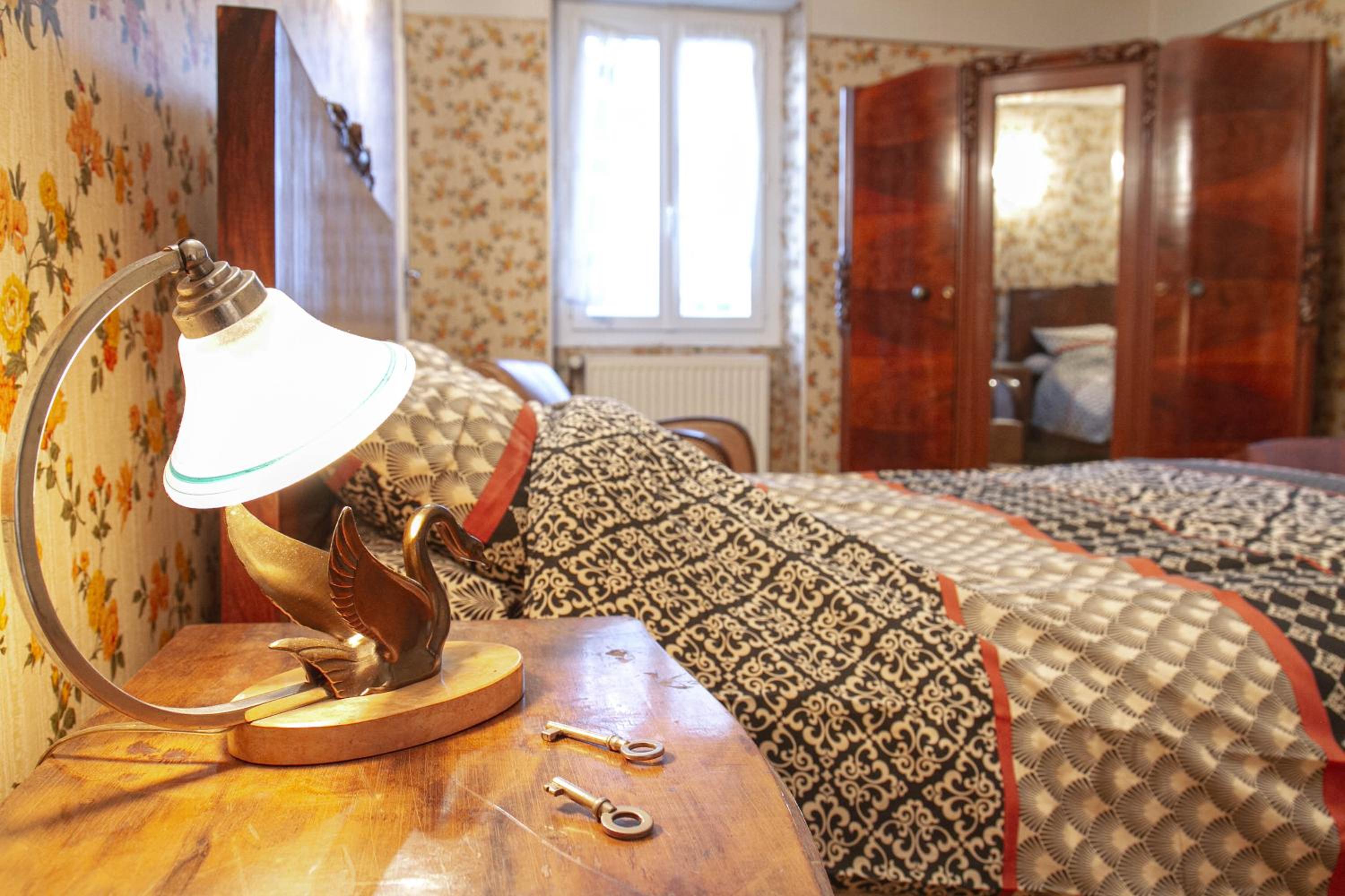 Double Room with Shared Bathroom photo 3