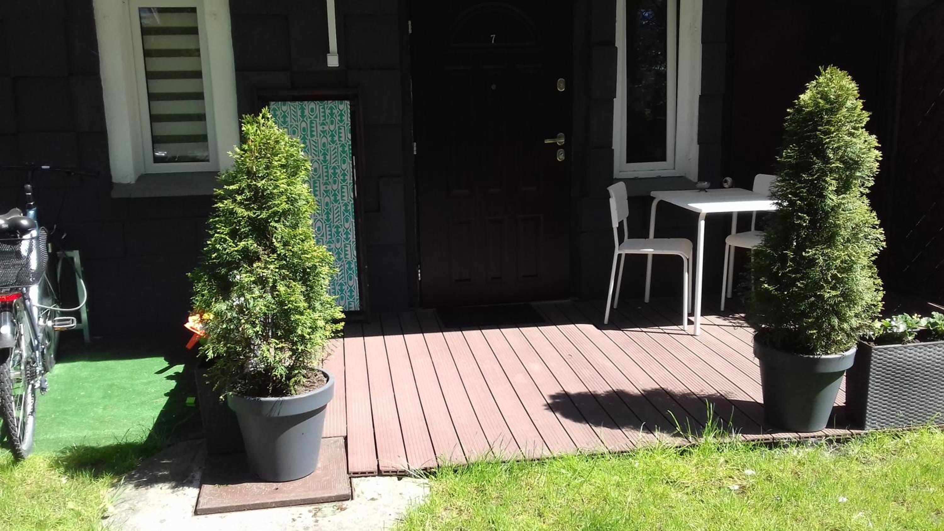 Apartment with Terrace - Photo 6