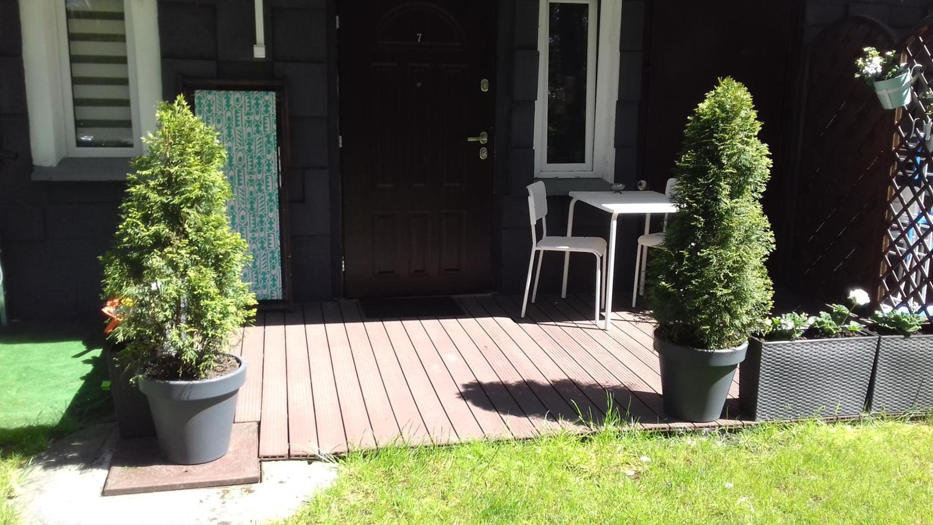 Apartment with Terrace - Photo 5