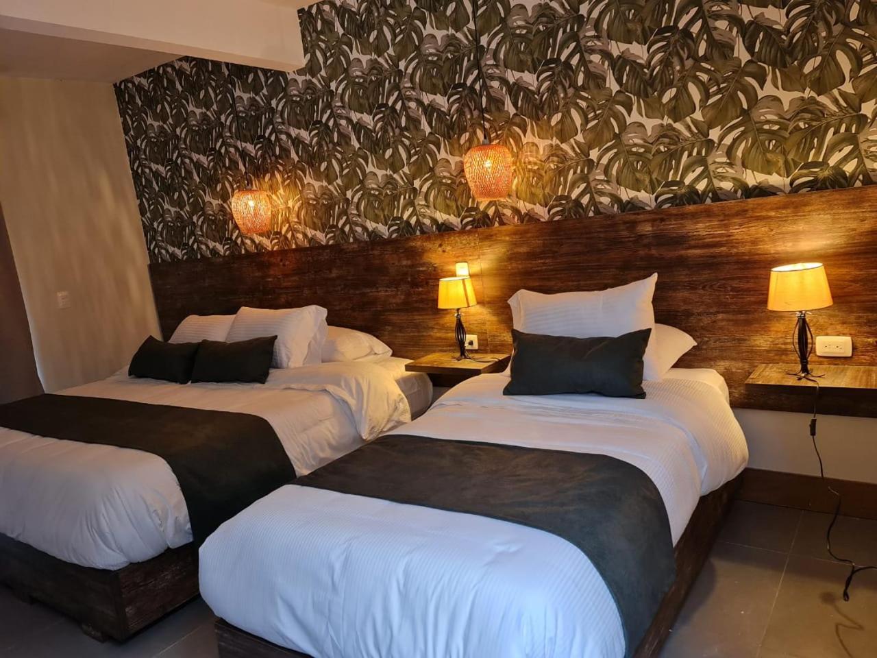 Triple Room with Balcony - Photo 5