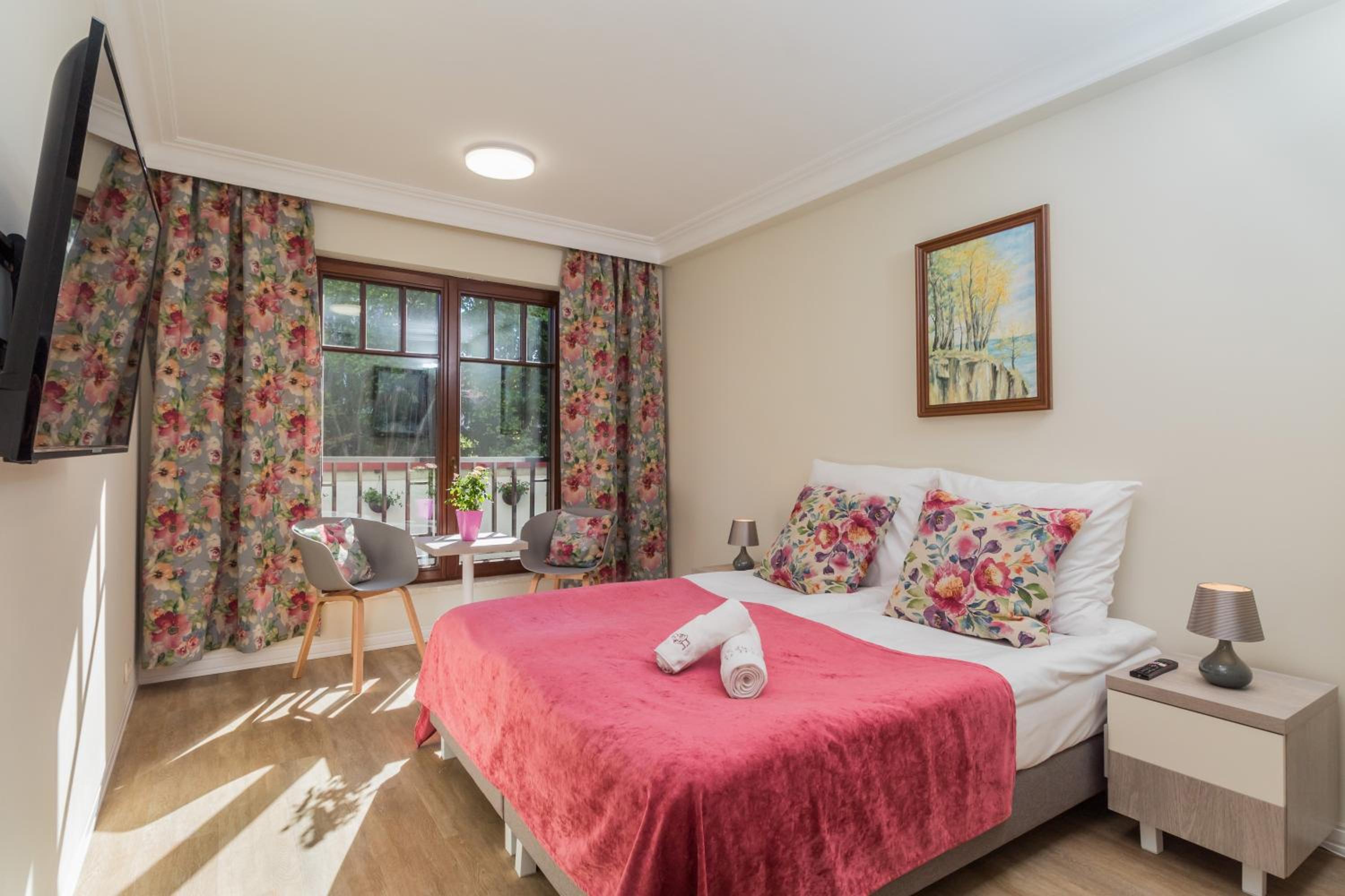 Double Room with Private Bathroom photo 3