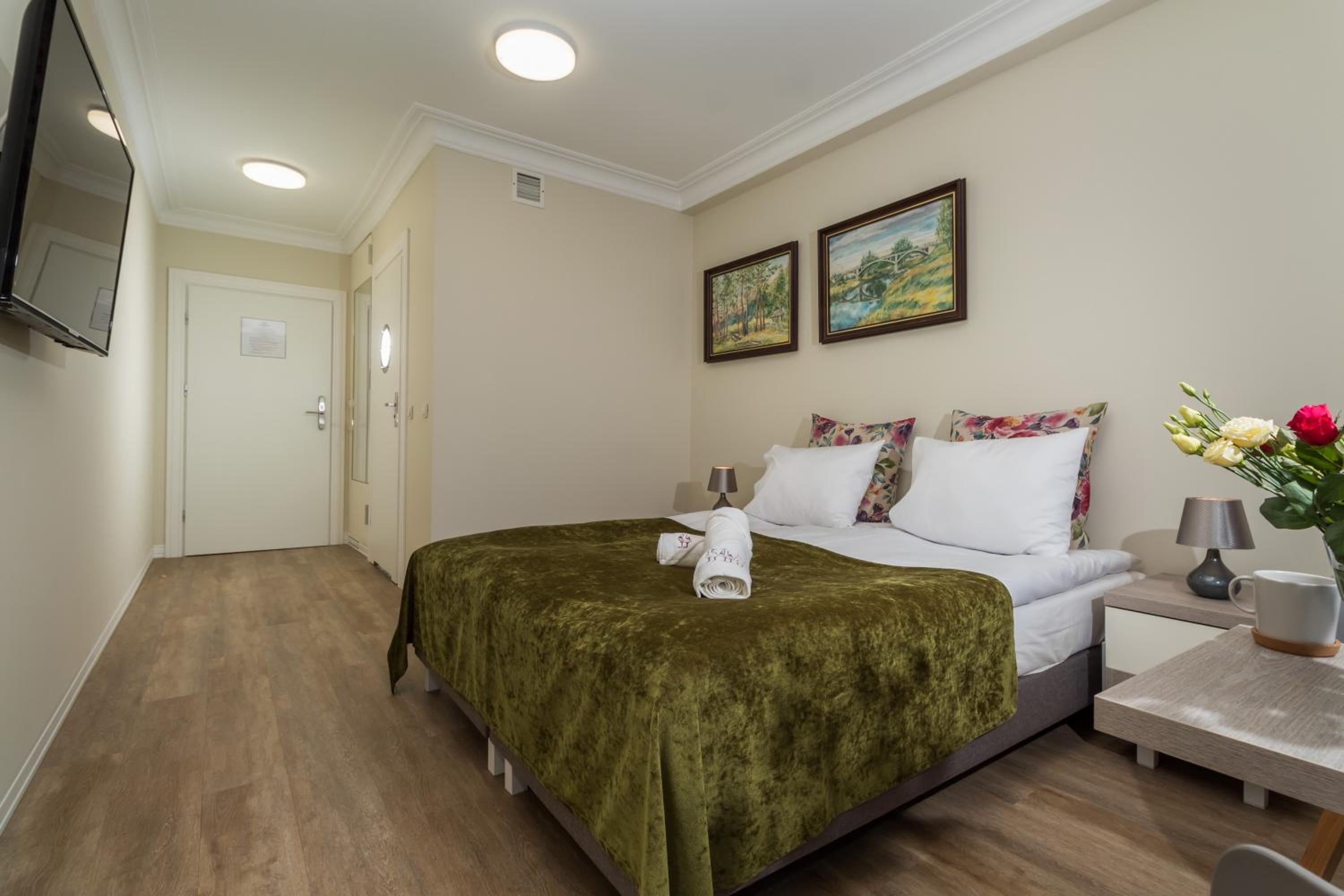 Double Room with Private Bathroom photo 1