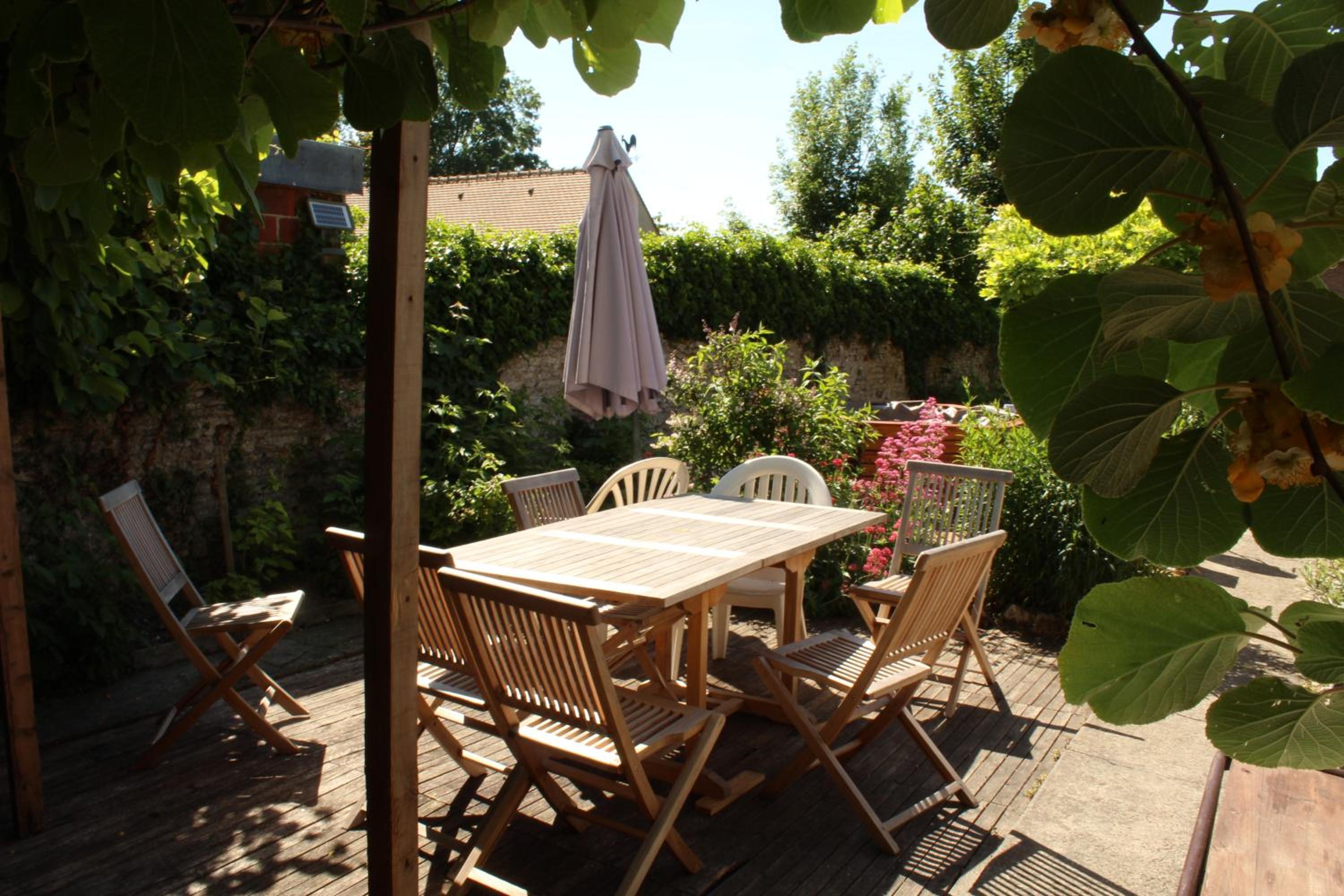 Apartment with Garden View - Photo 10