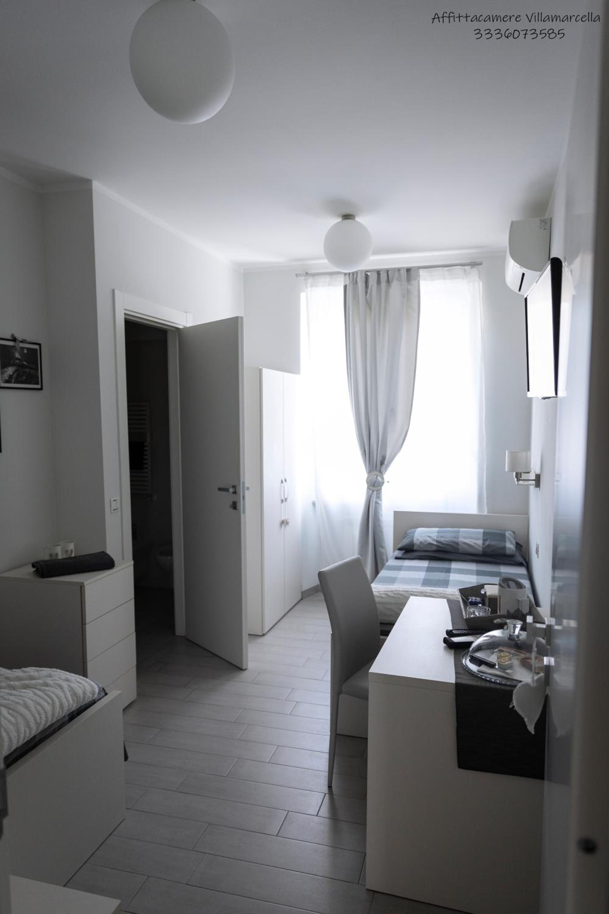 Twin Room photo 1