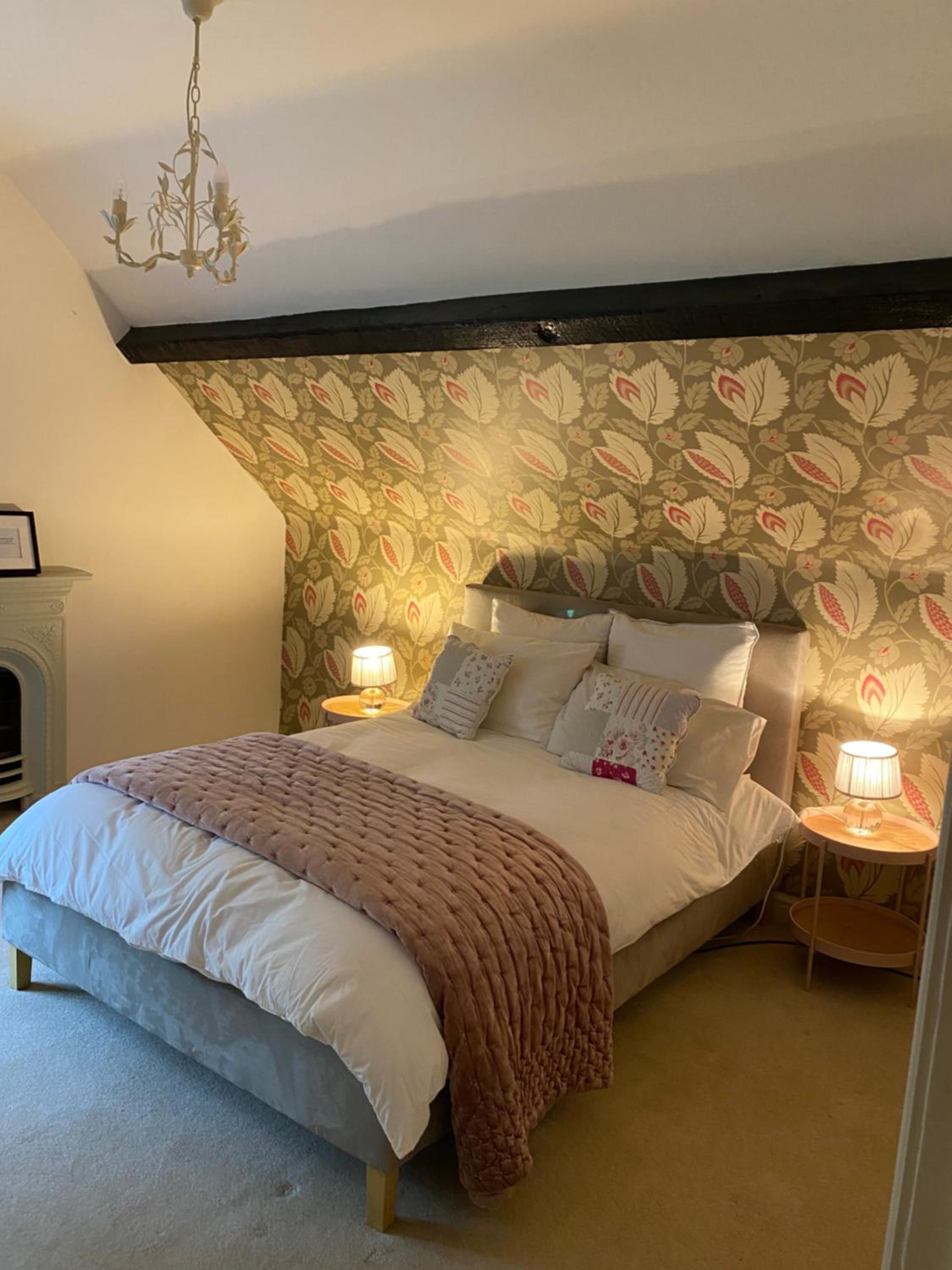 Double Room with Private Bathroom - Photo 7