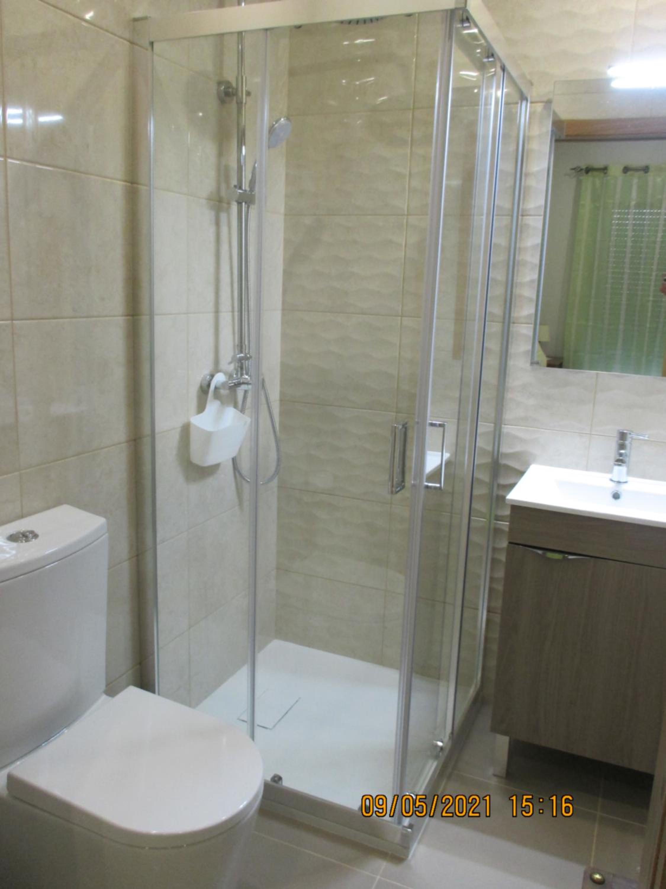 Double Room - Photo 10