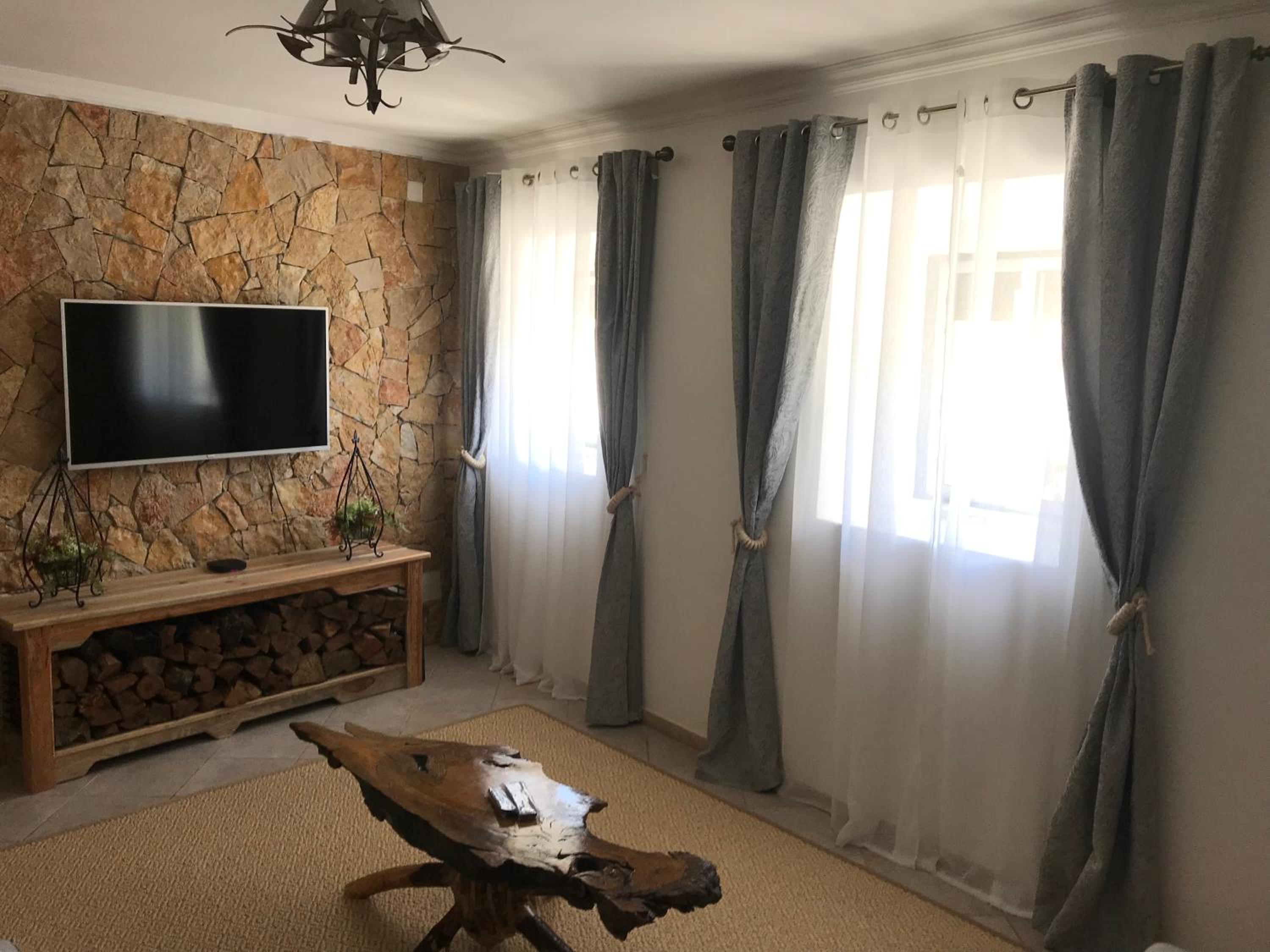Two-Bedroom House - Photo 30
