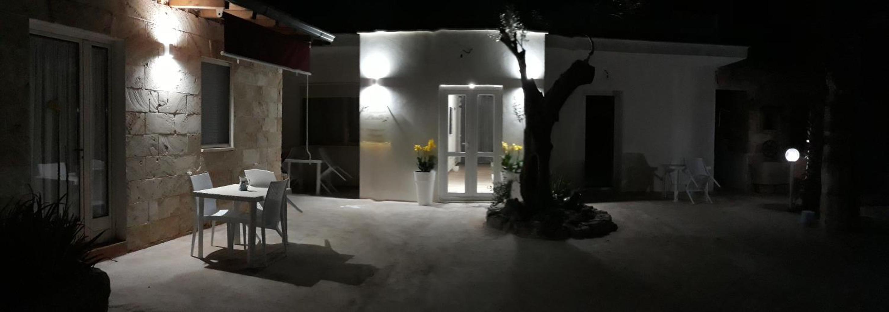 Deluxe King Studio photo 2