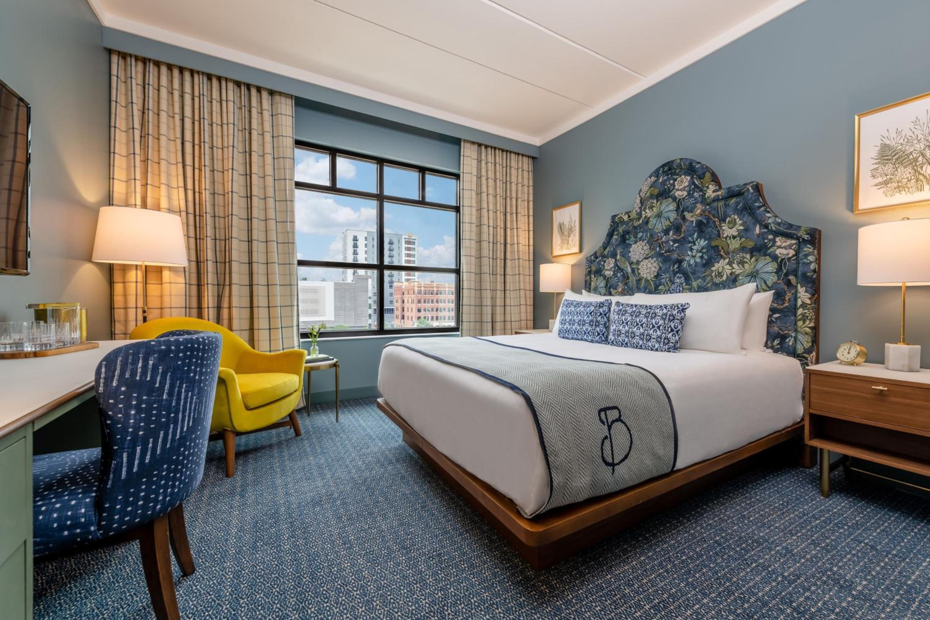 Premier King Room - Photo 1