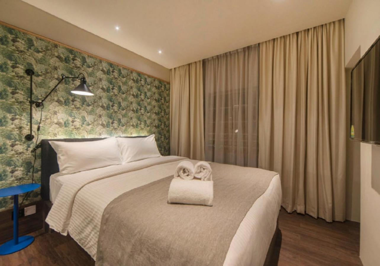The Deluxe Room photo 2