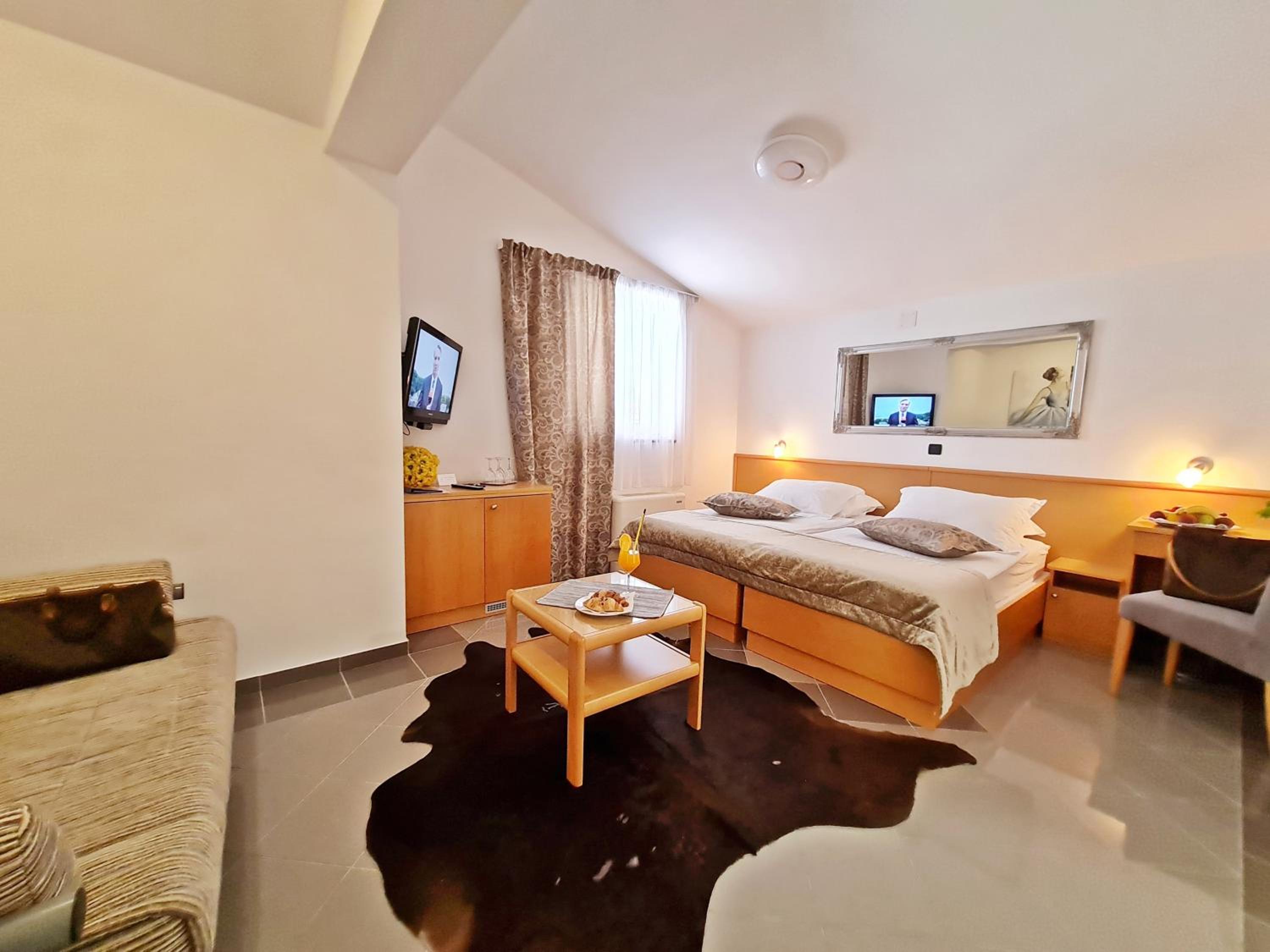 Comfort Suite with Sea View - Photo 6