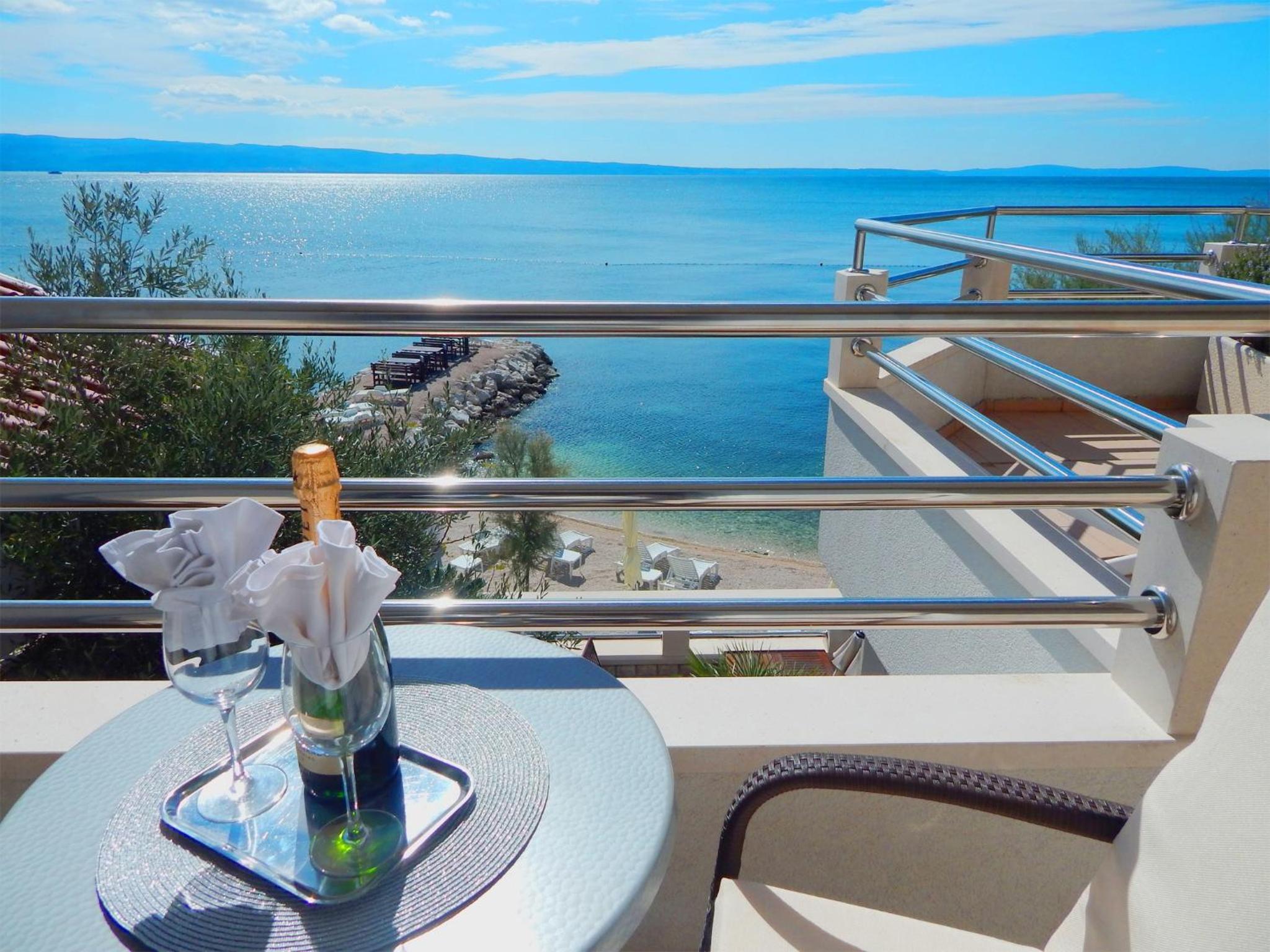 Comfort Double Room with Terrace and Sea View - Photo 10