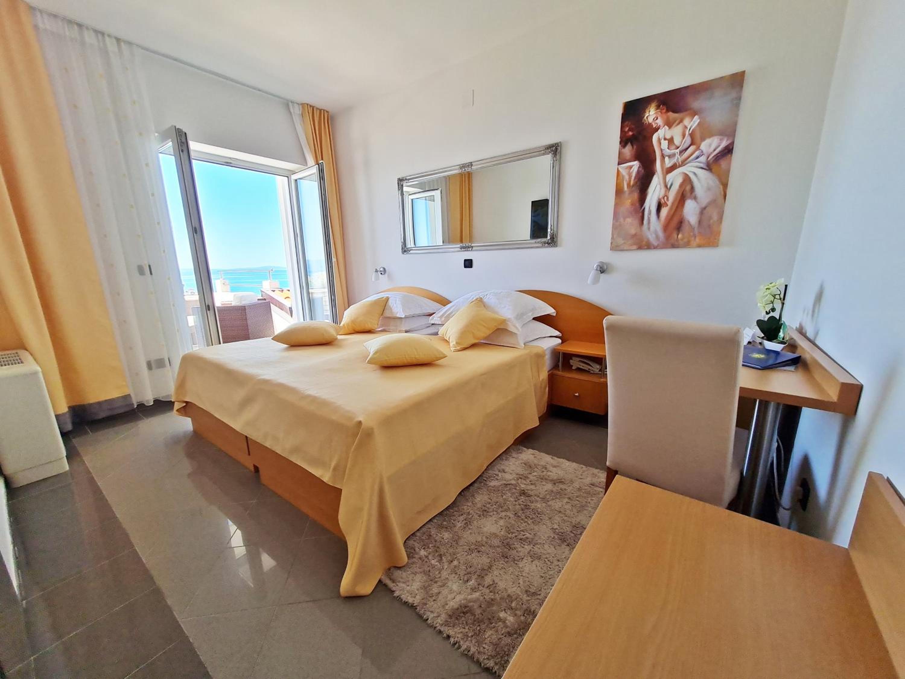 Comfort Double Room with Terrace and Sea View - Photo 5