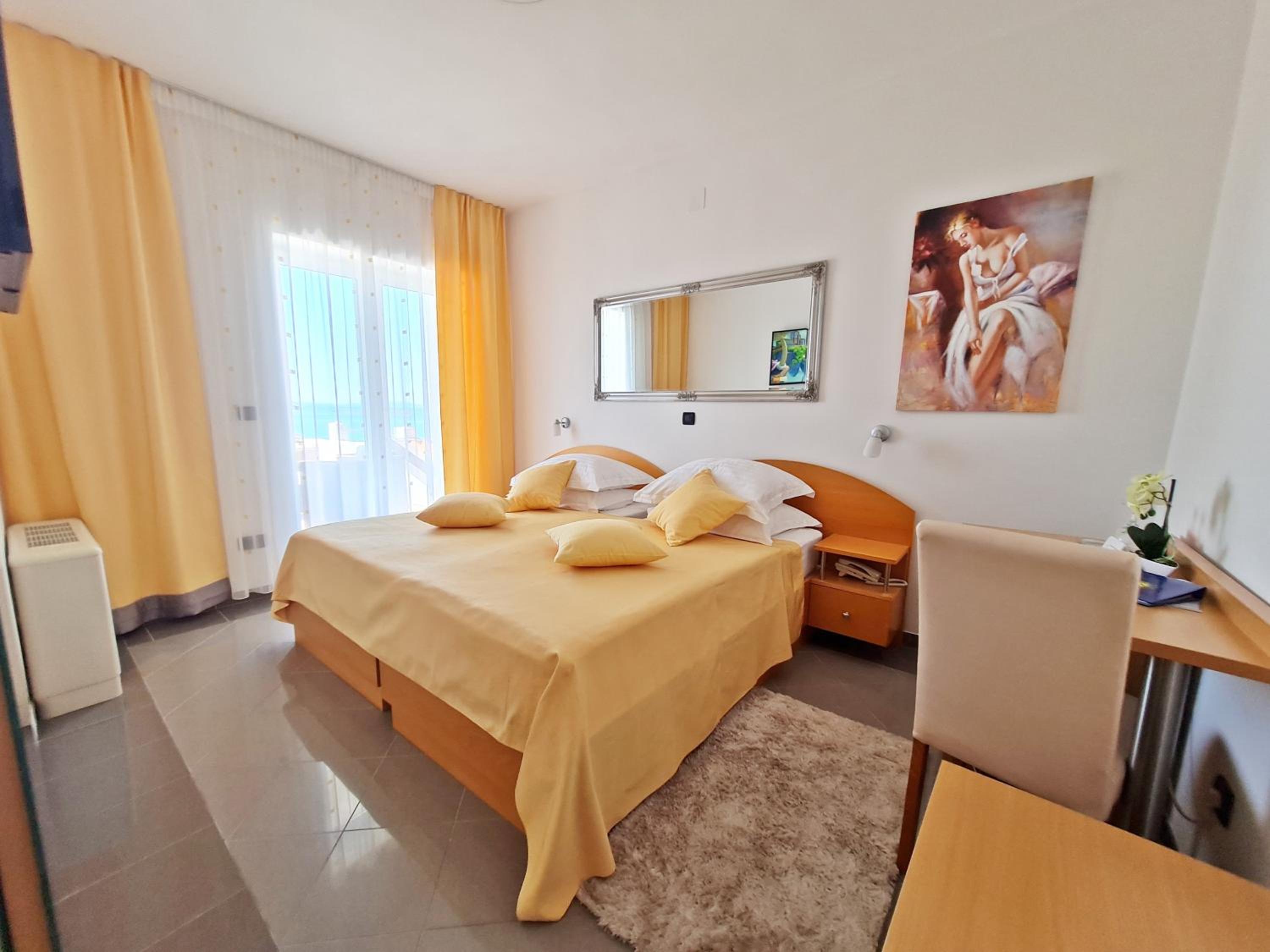 Comfort Double Room with Terrace and Sea View - Photo 1