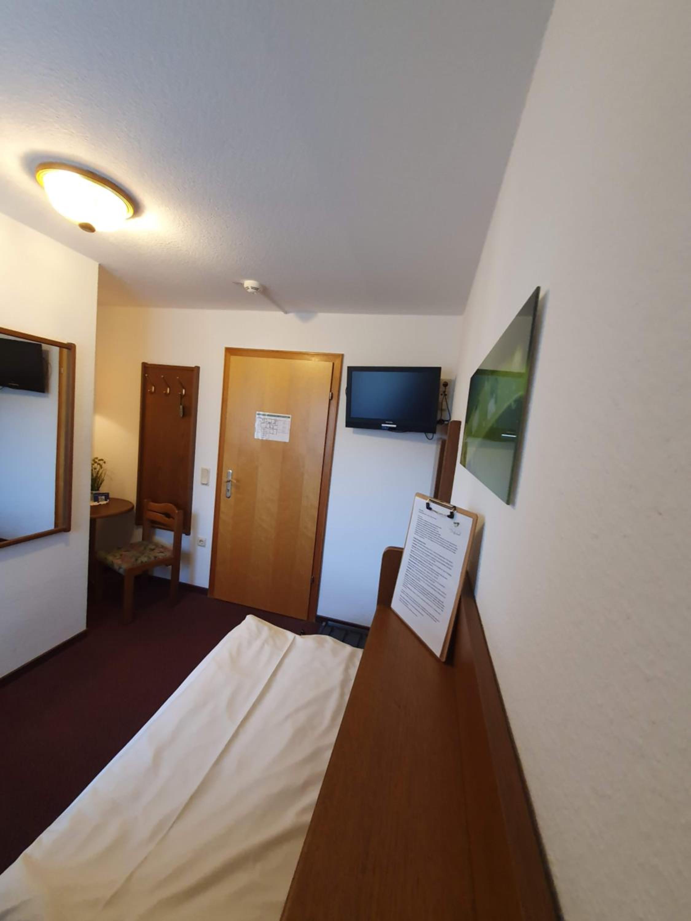 Budget Single Room