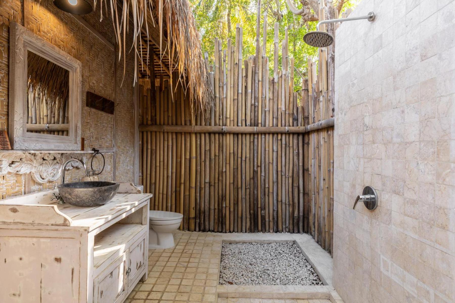Villa with Private Pool - Photo 6