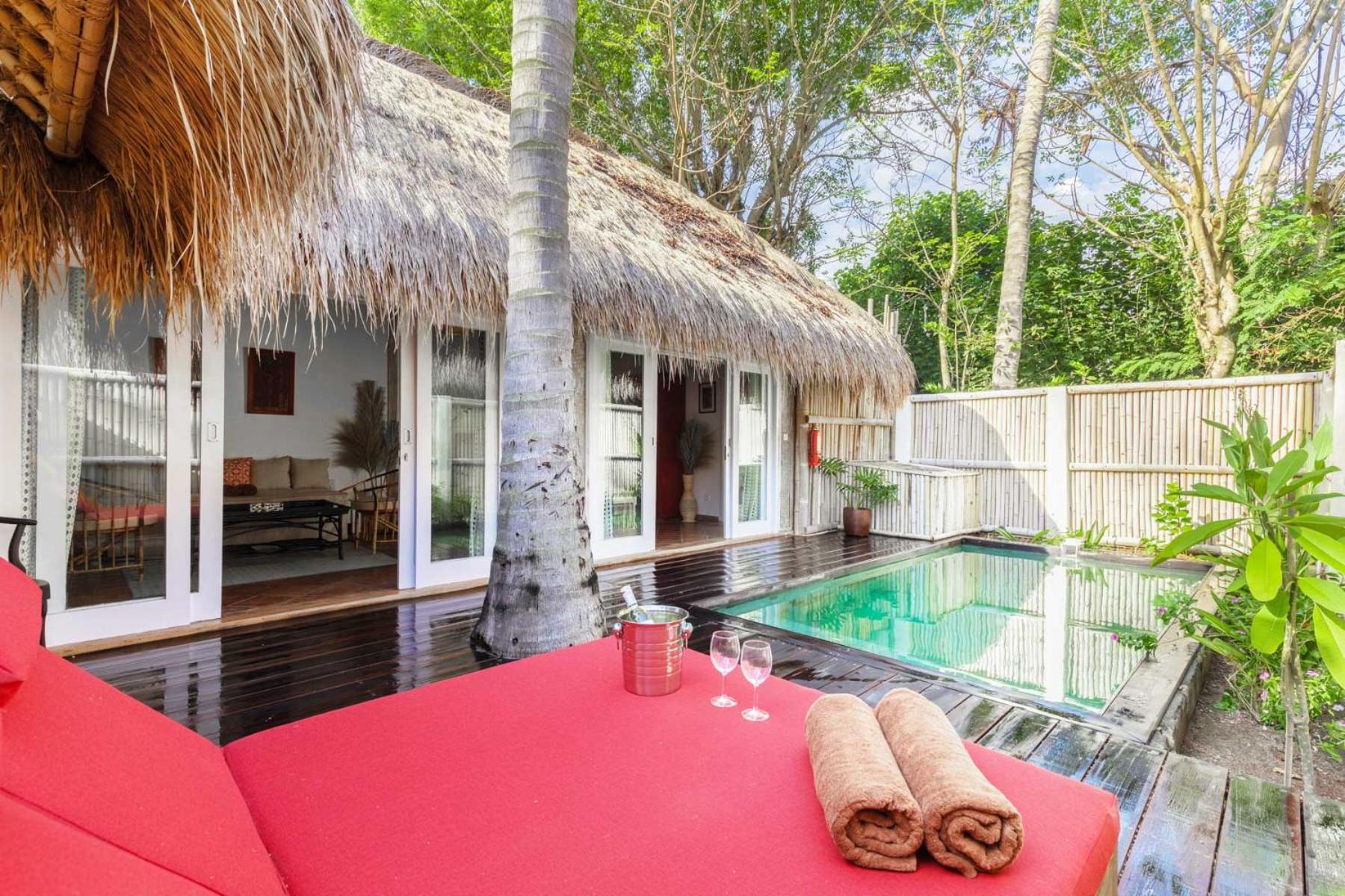 Villa with Private Pool - Photo 10