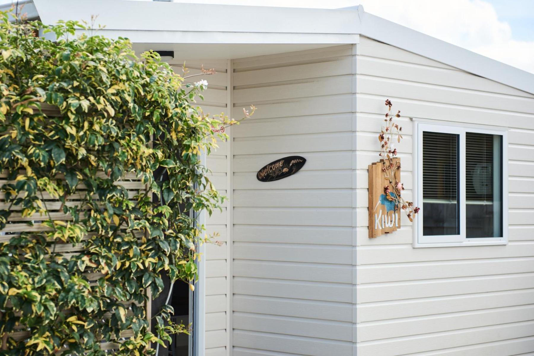 Kiwi Cabin (Self-contained Two-Bedroom unit) - Photo 16