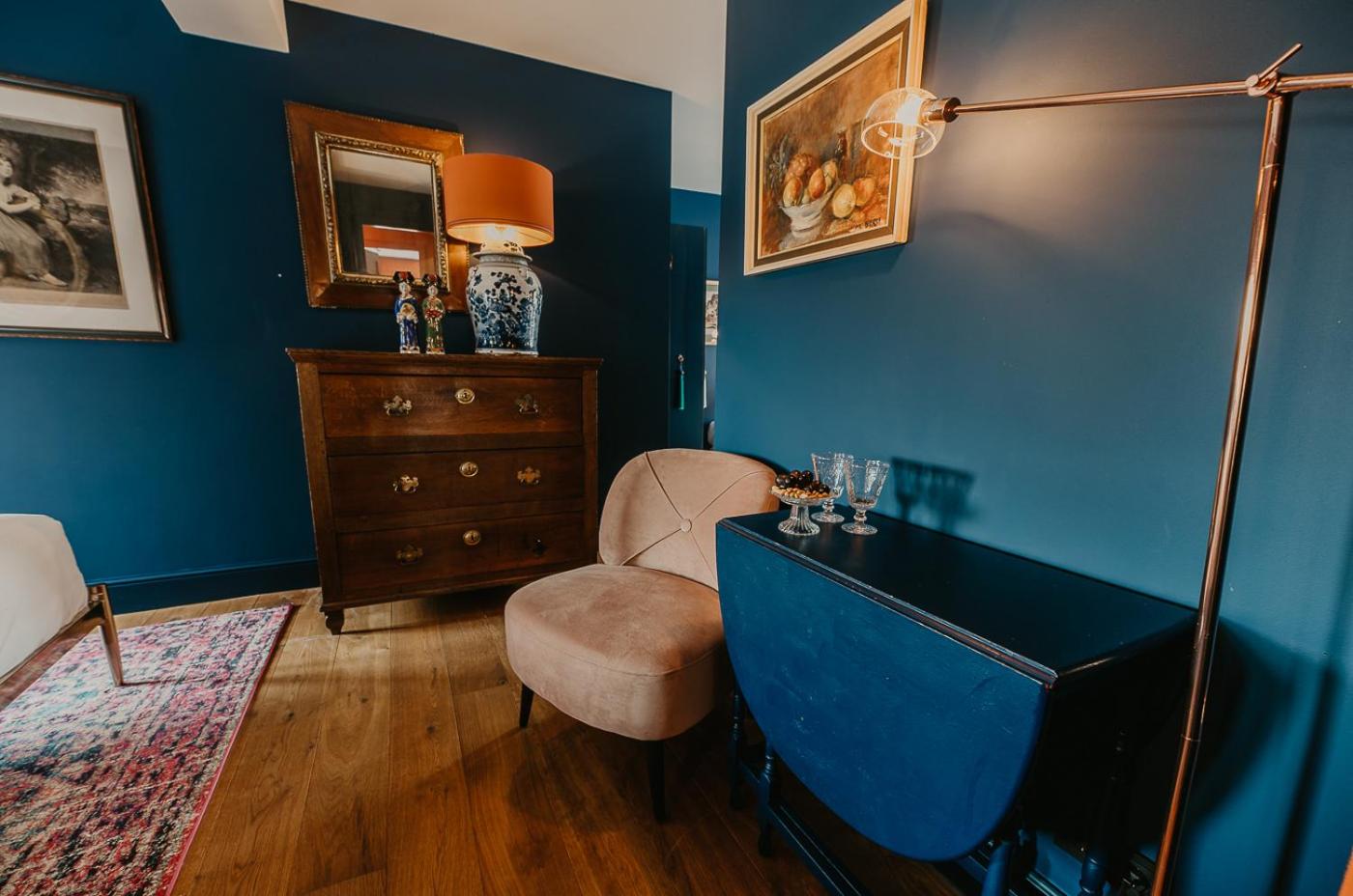 Family Room - Photo 7