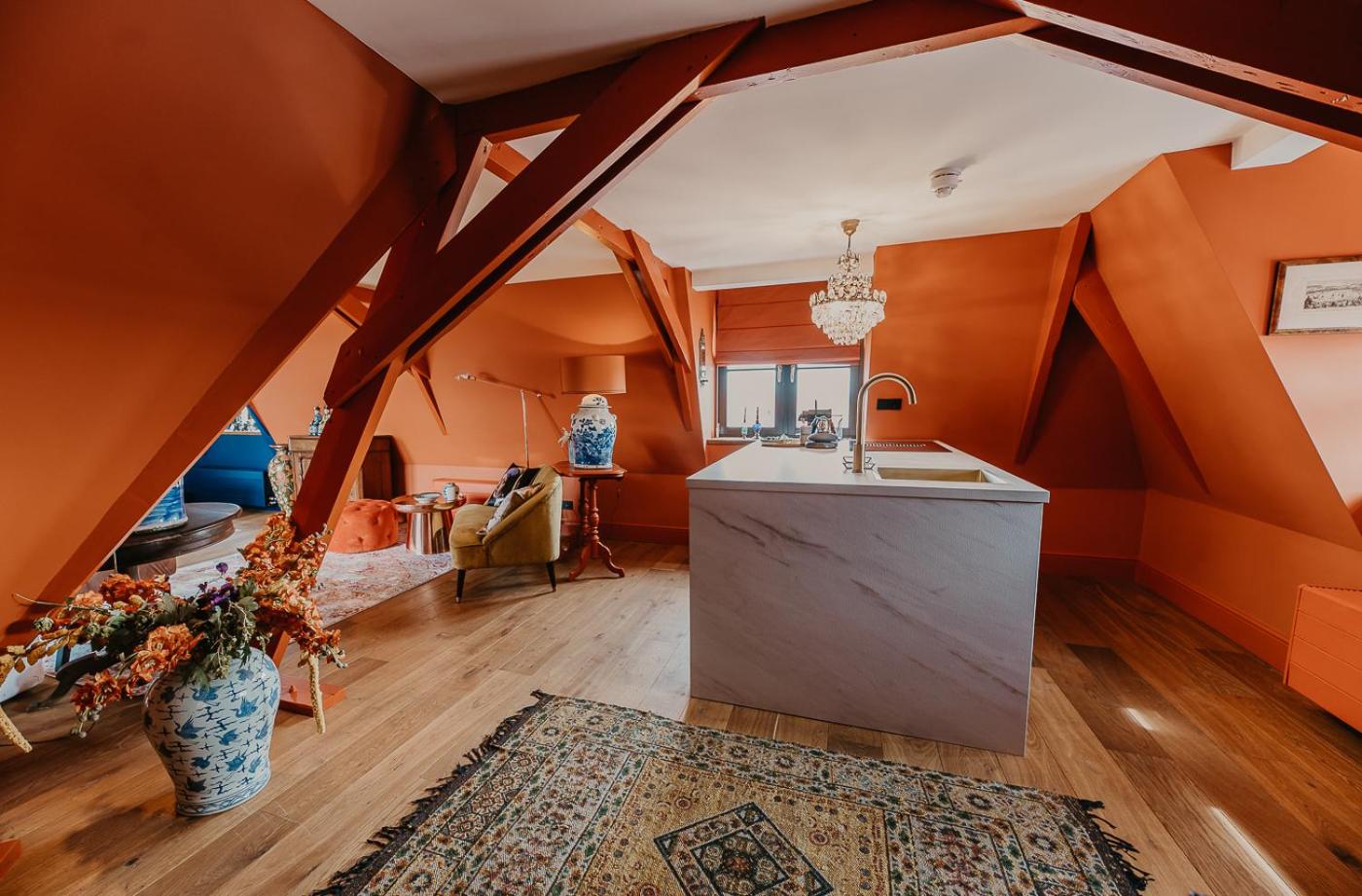 Deluxe Suite - Photo 1